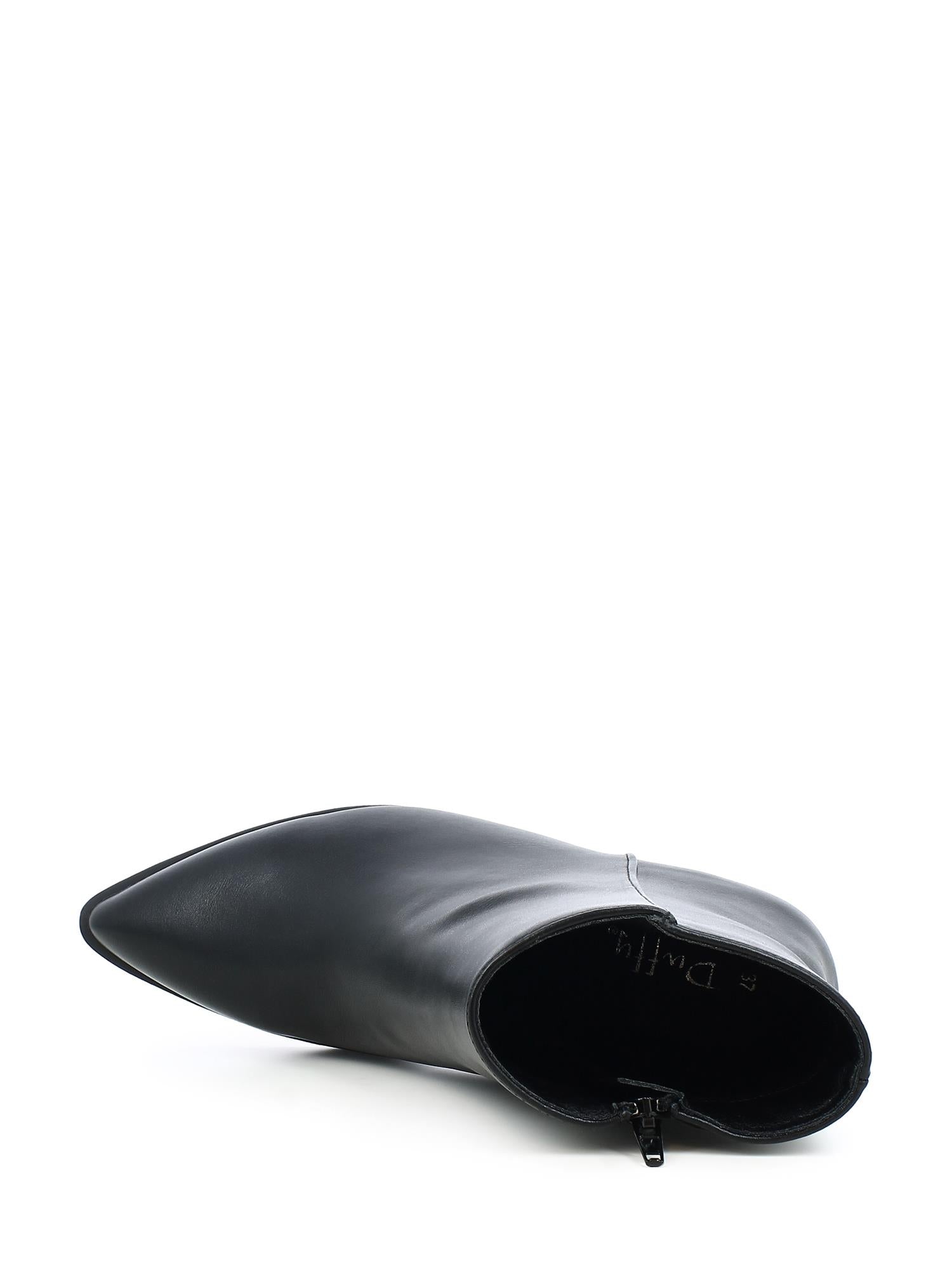 03982 Nova Black Boots
