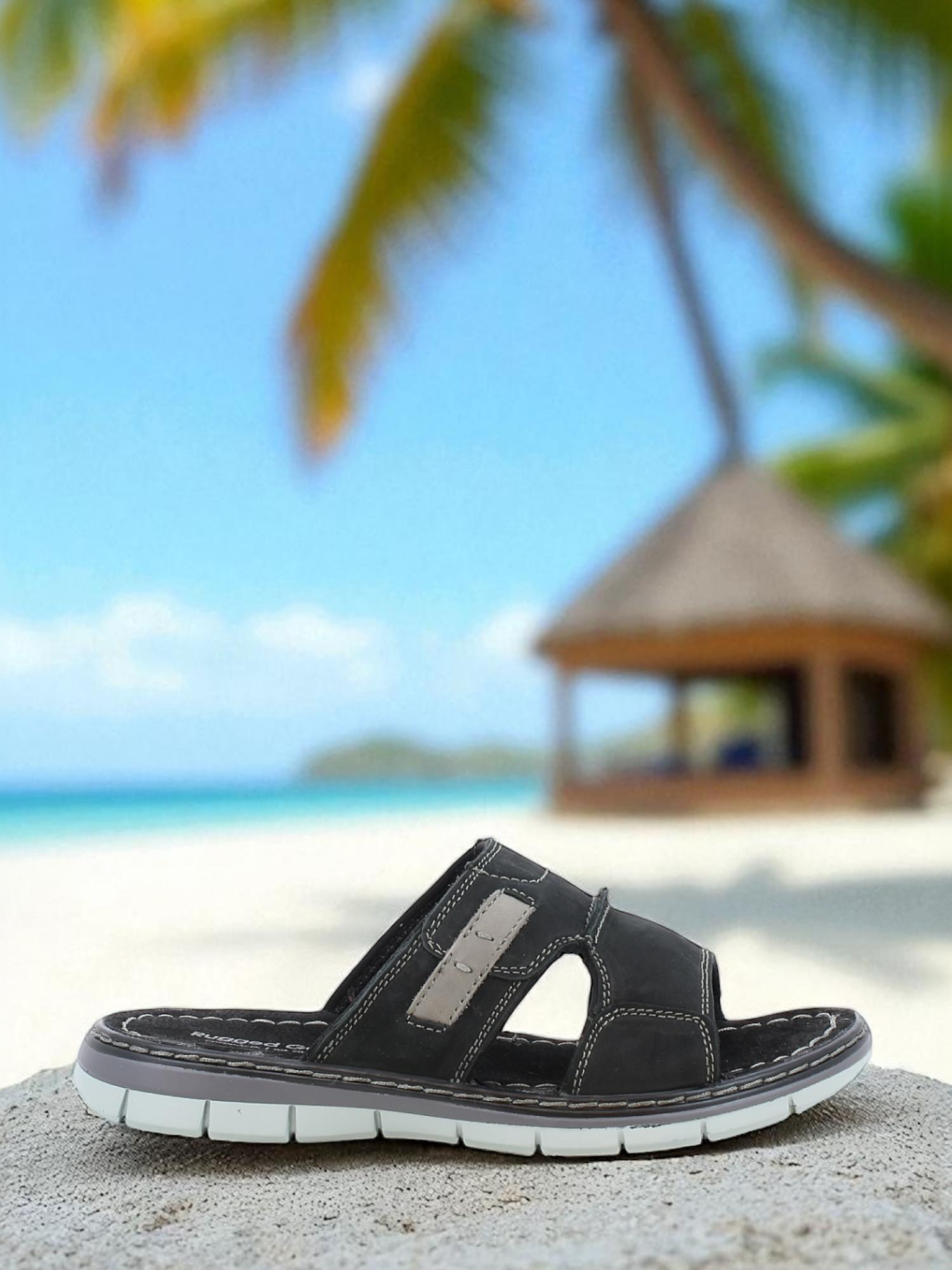 09087 Comfy Simple Black Sandal