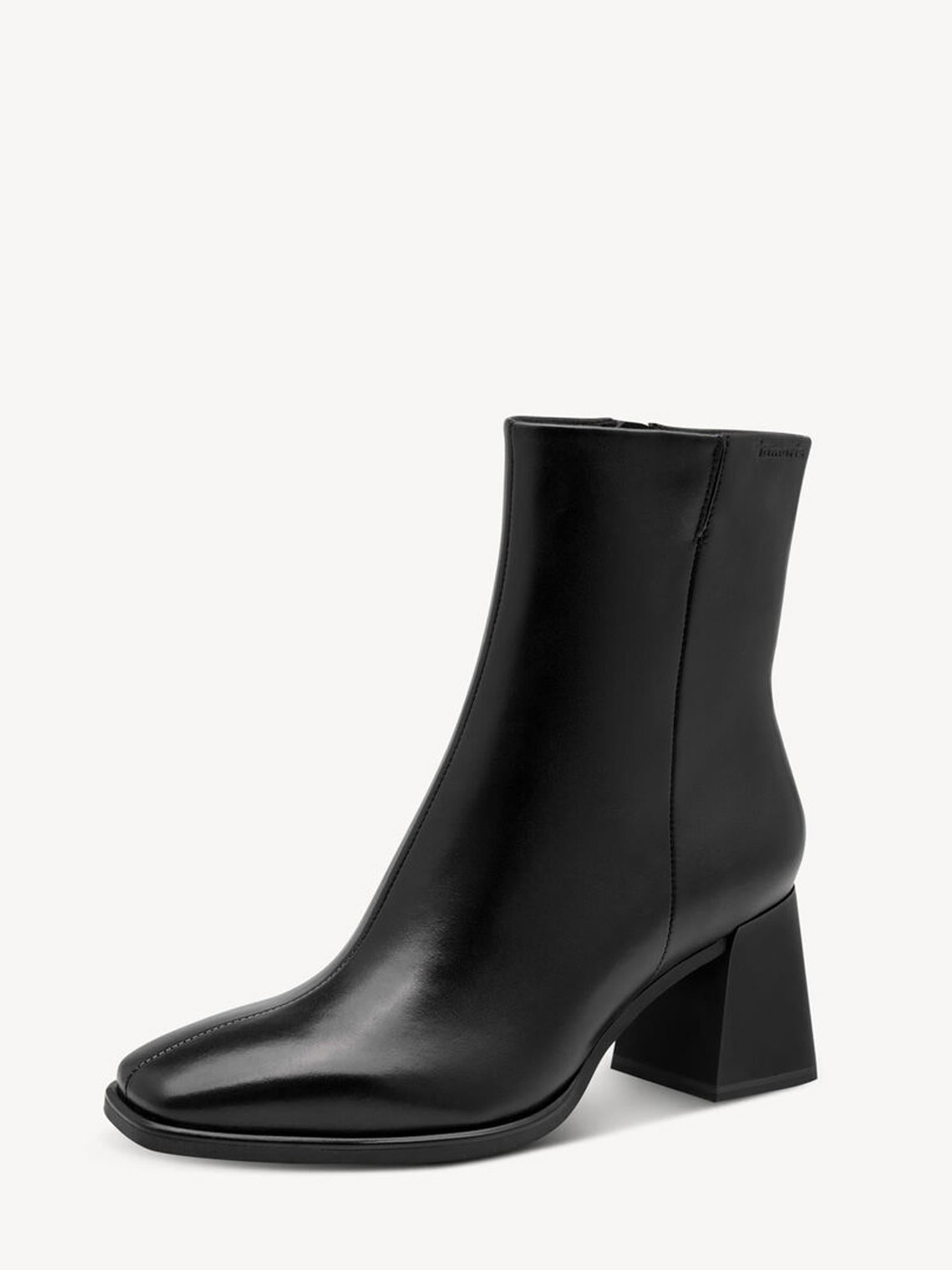 03446 Velmira Leather Bootie