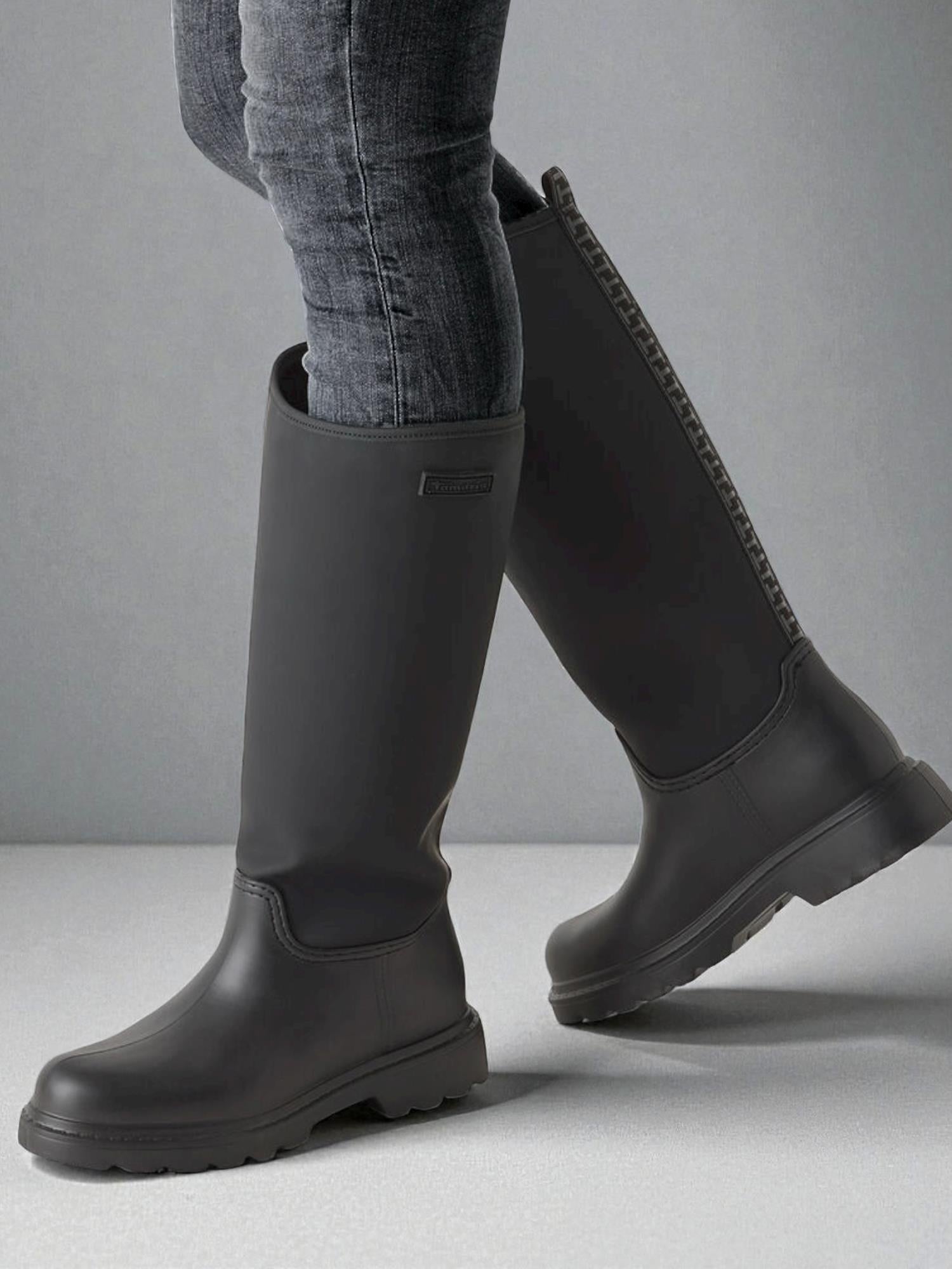 06672 Black High Rain Boot
