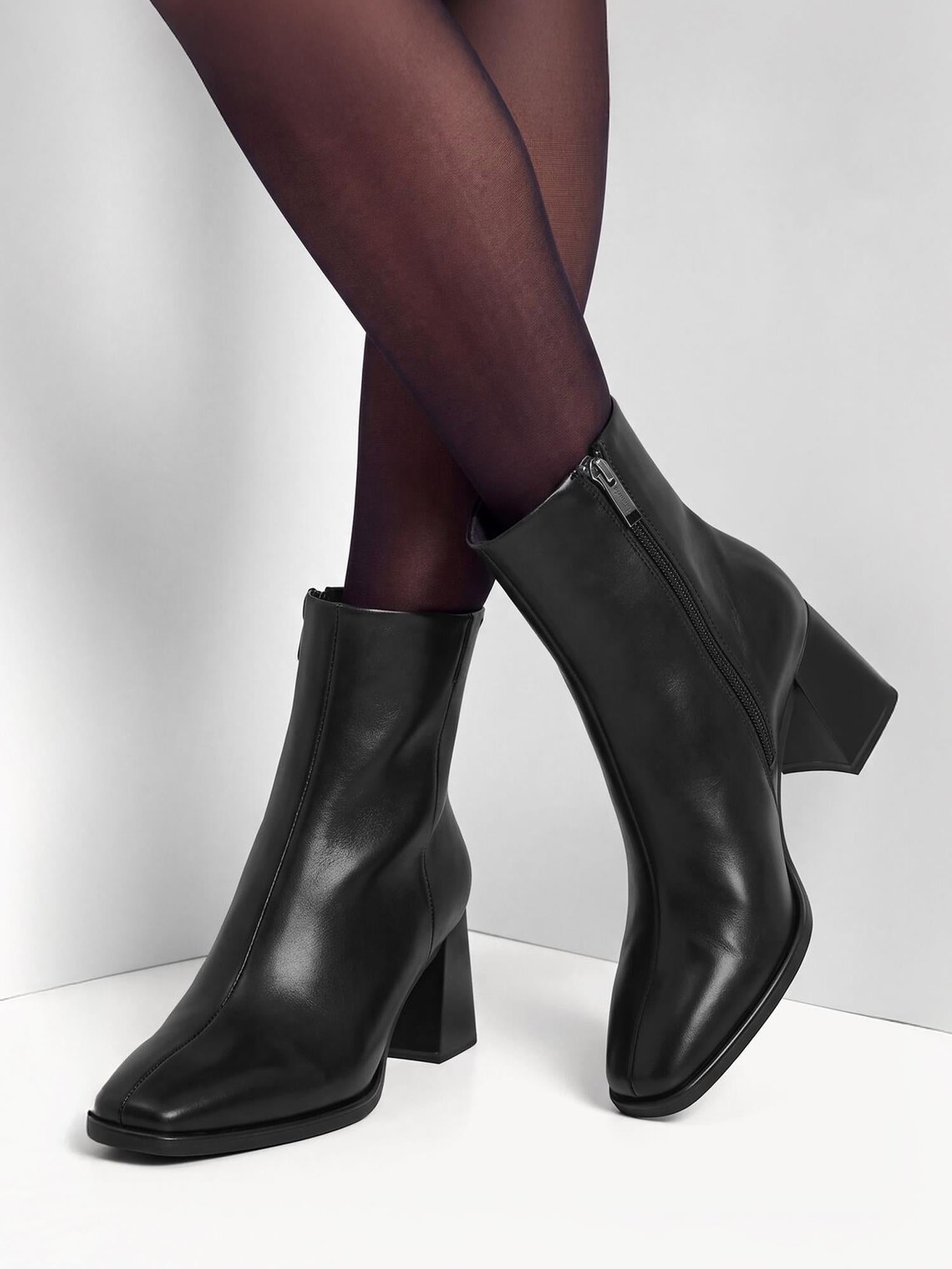 03446 Velmira Leather Bootie