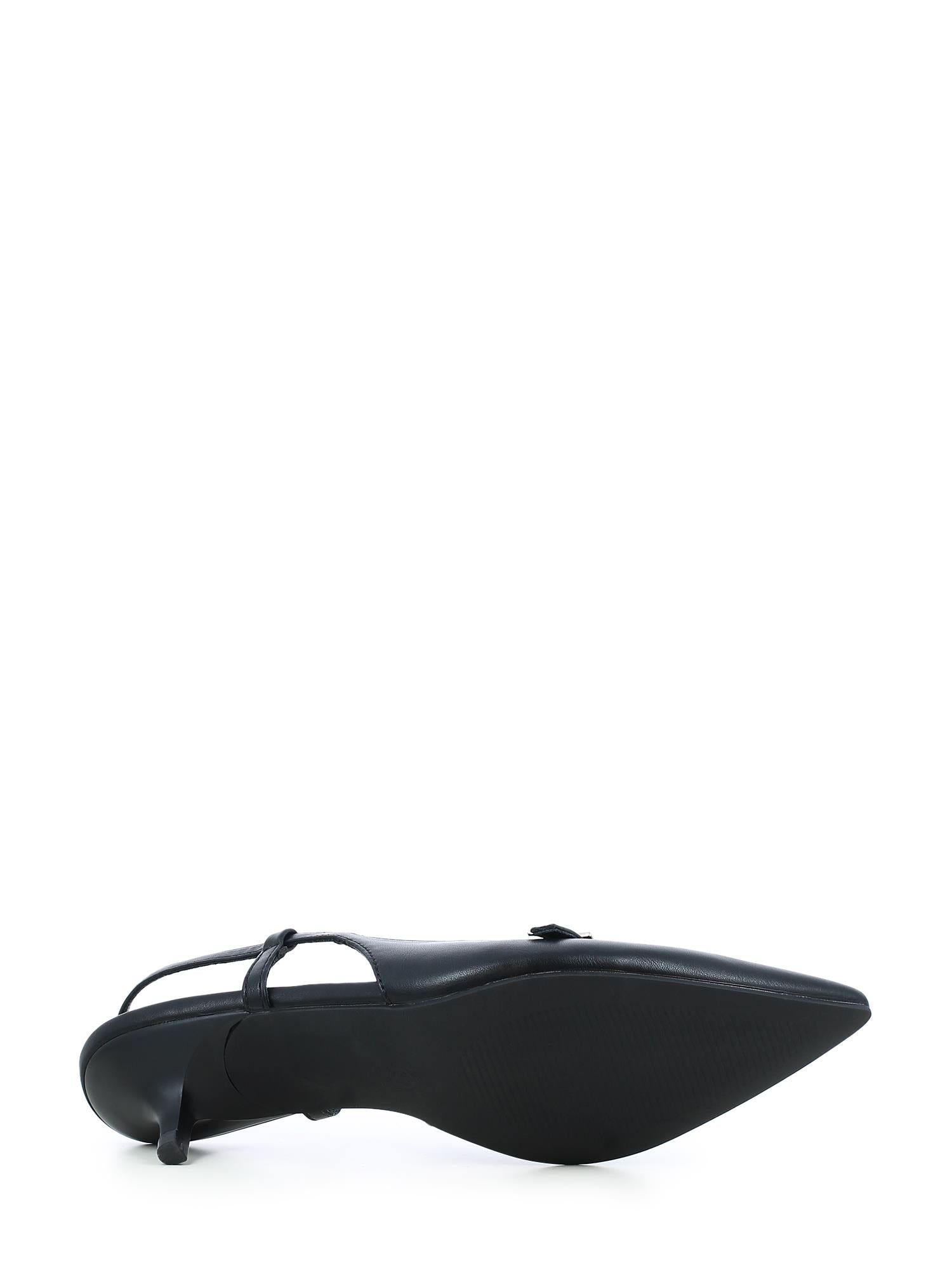 02515 Black Slingback