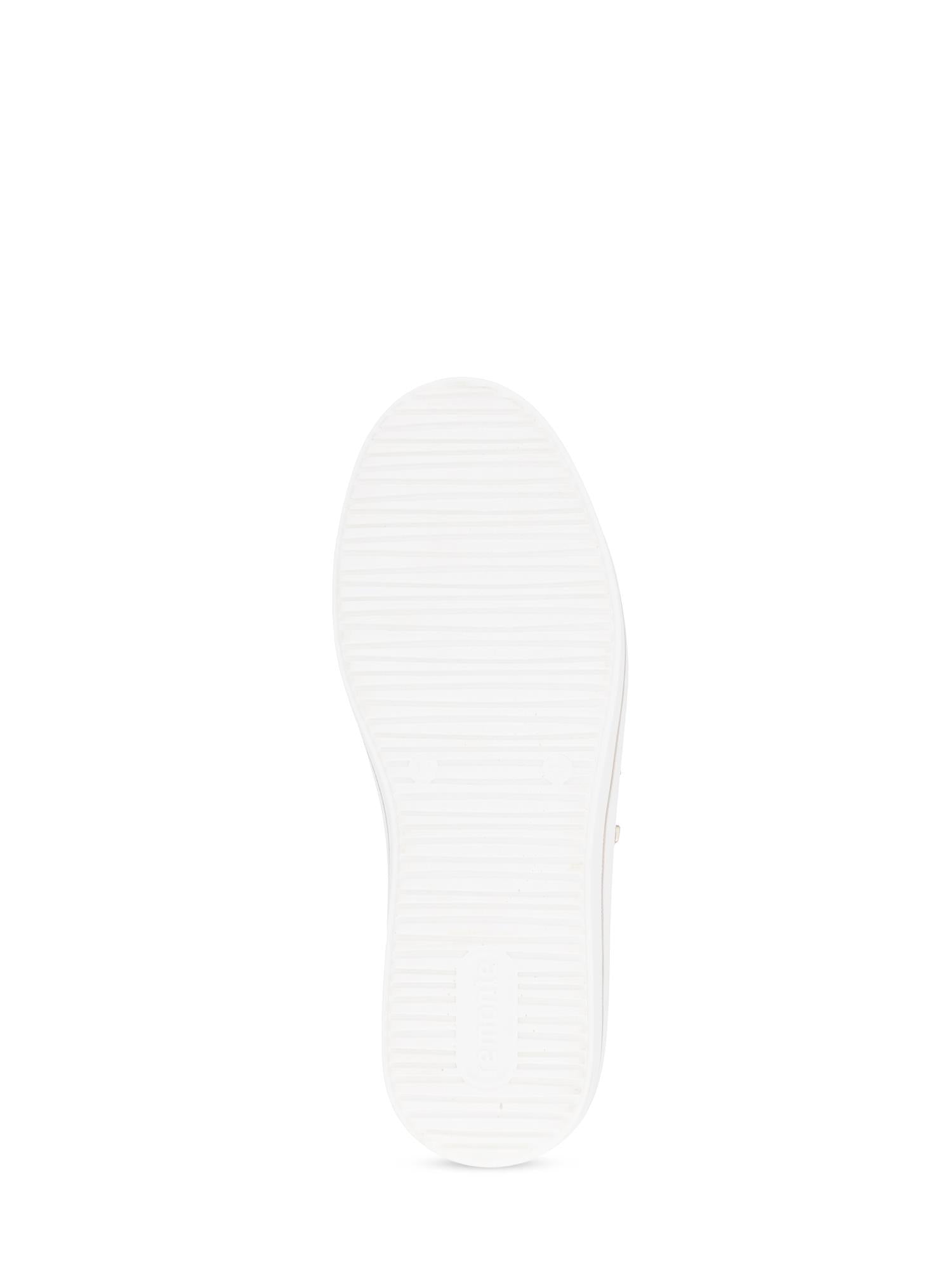 03133 UrbanFlex White