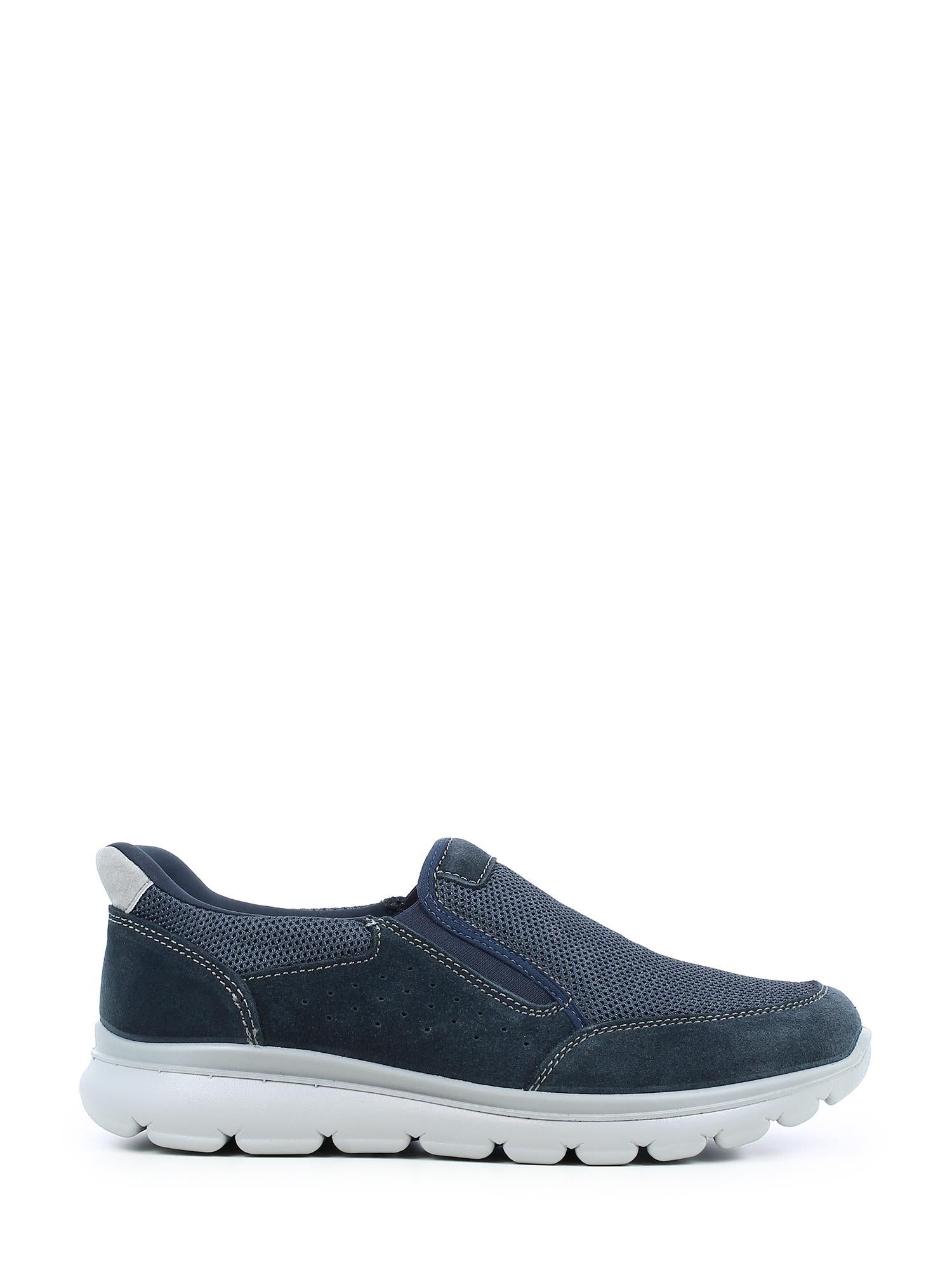 03079 Sandoro Slip-On