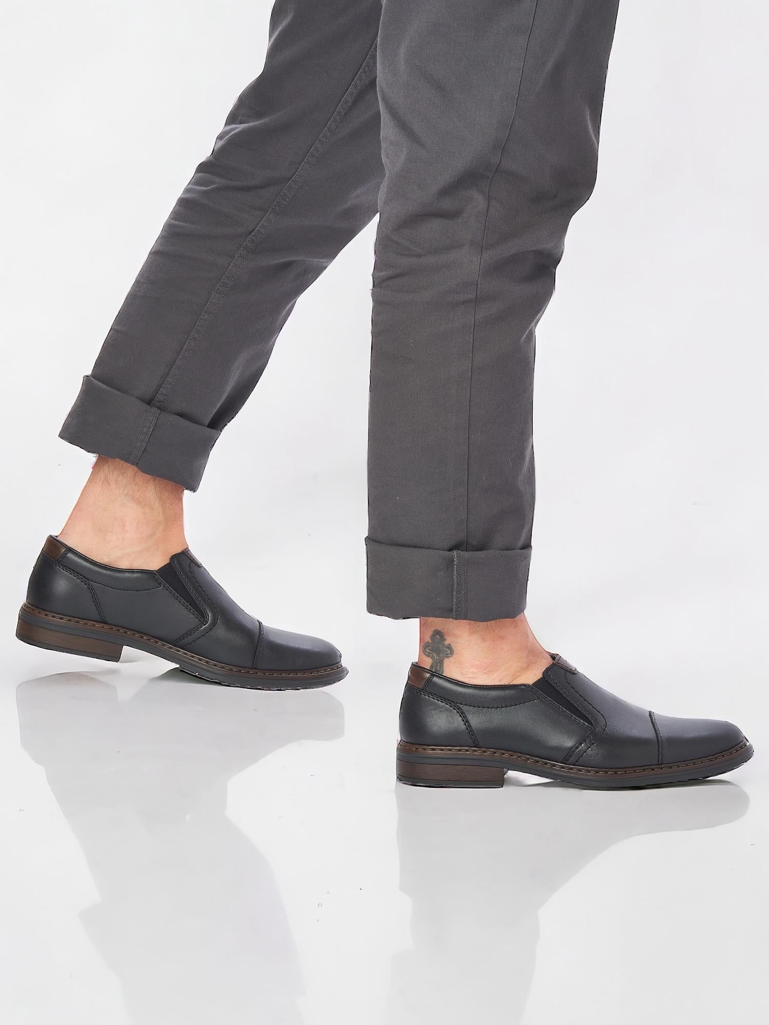 04493 Kiel Leather Slip-on