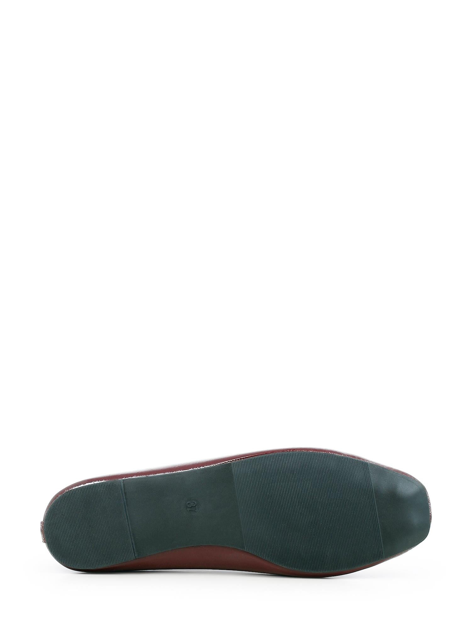05685 Beloro Soft Ballerina Burgundy