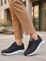 03568 DrySport Sneaker