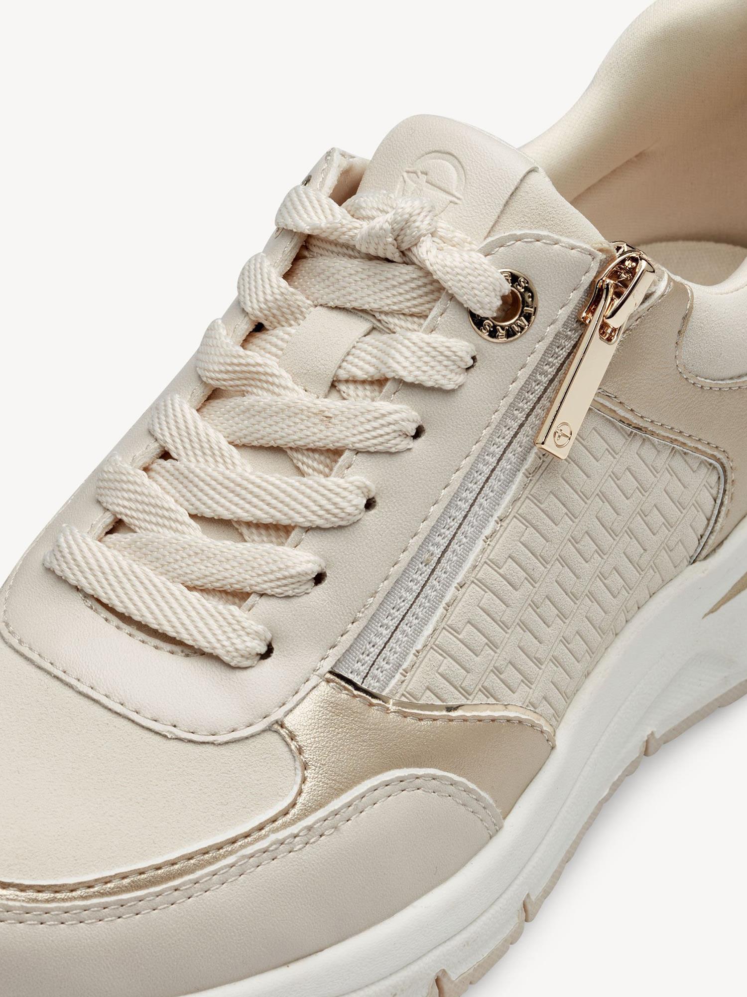 04119 PureStride Sneaker