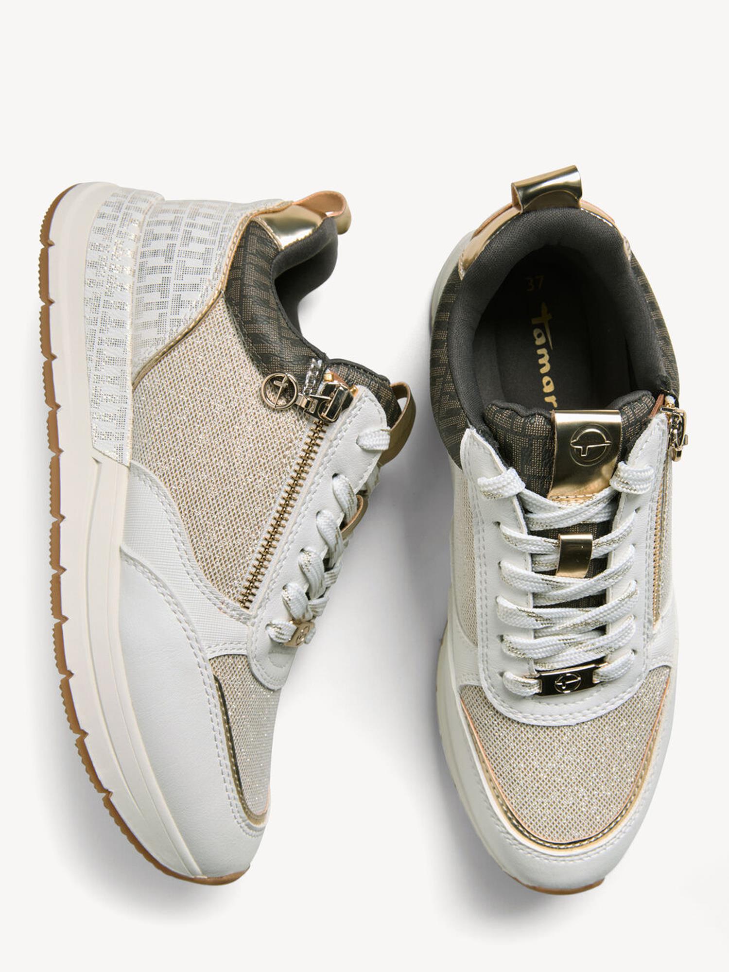 07382 Monogram Gold sneaker