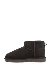 05545 Urban dark brown suede water resistant