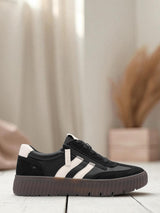 03763  Easy Zip Sneaker Black