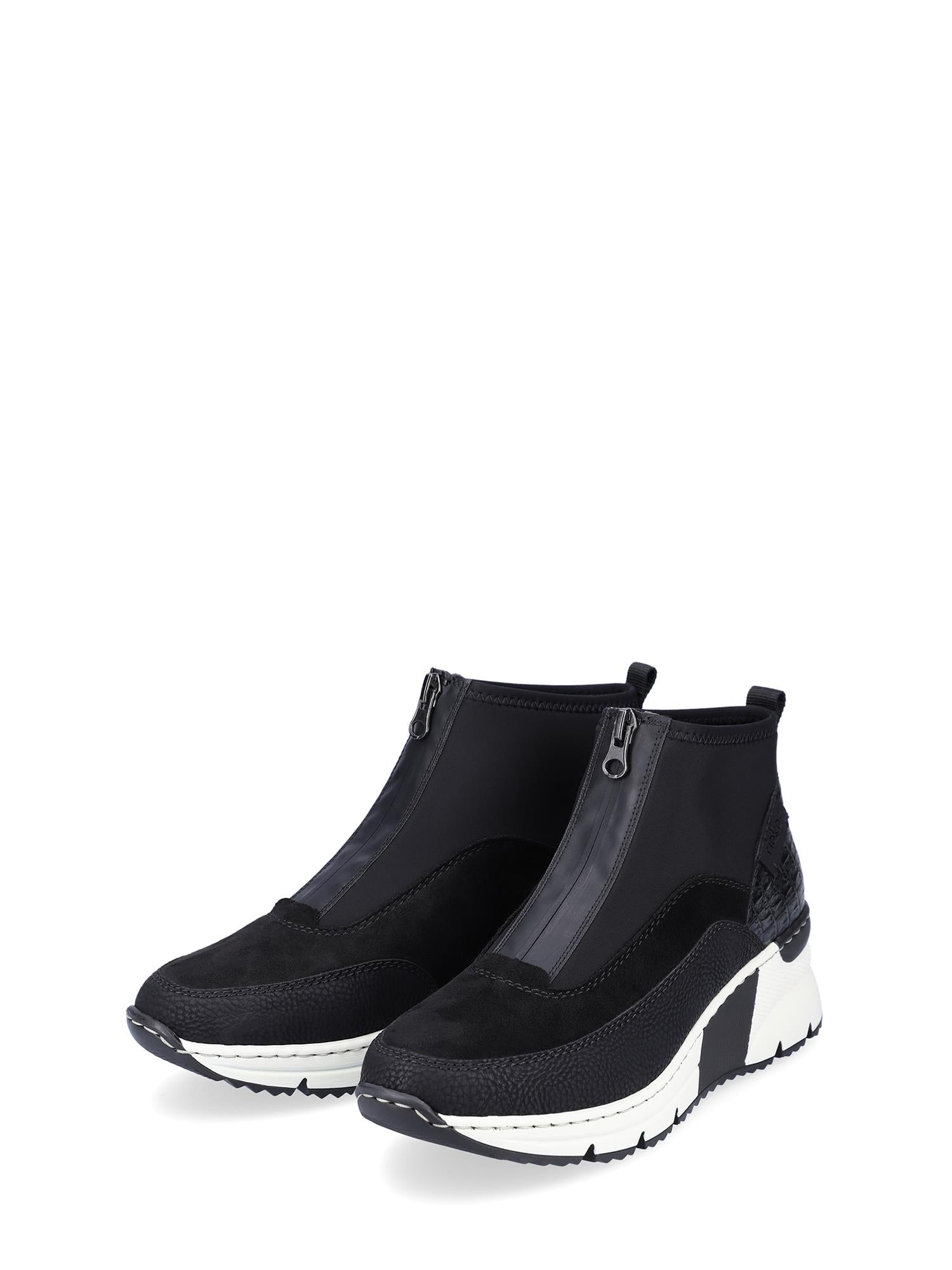 05027 Sneaker Boot Black
