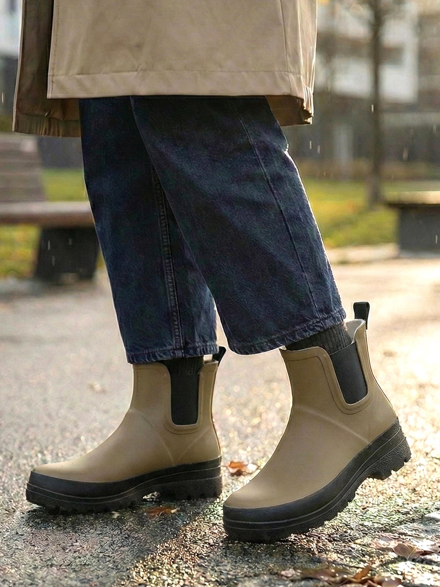 03911 Elvira Platform Rain Boot