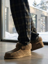 04349 Auckland Suede Brown