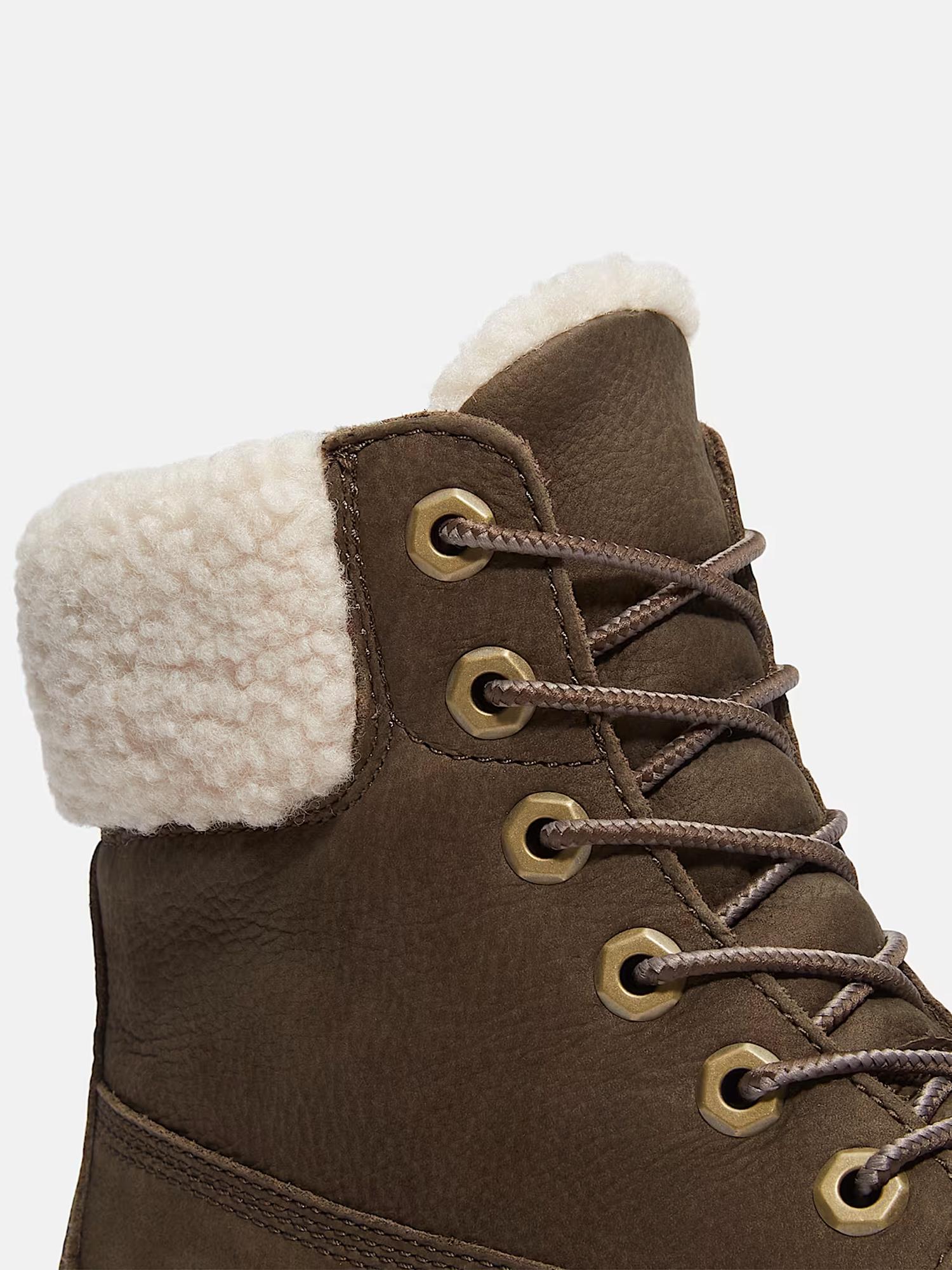 06722 Warm-Lined Waterproof Platform Boot