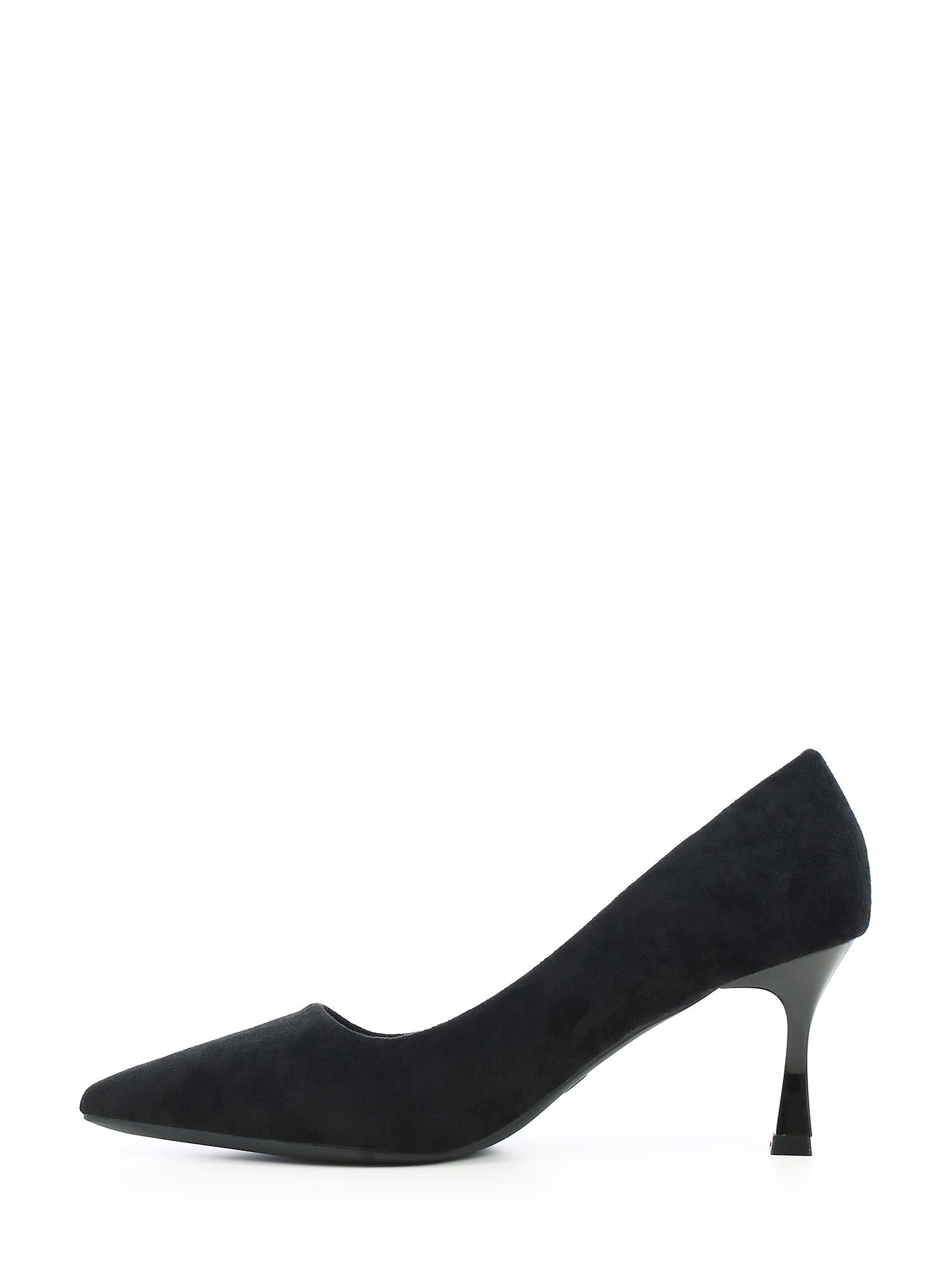 03570 Victoria Black Pumps
