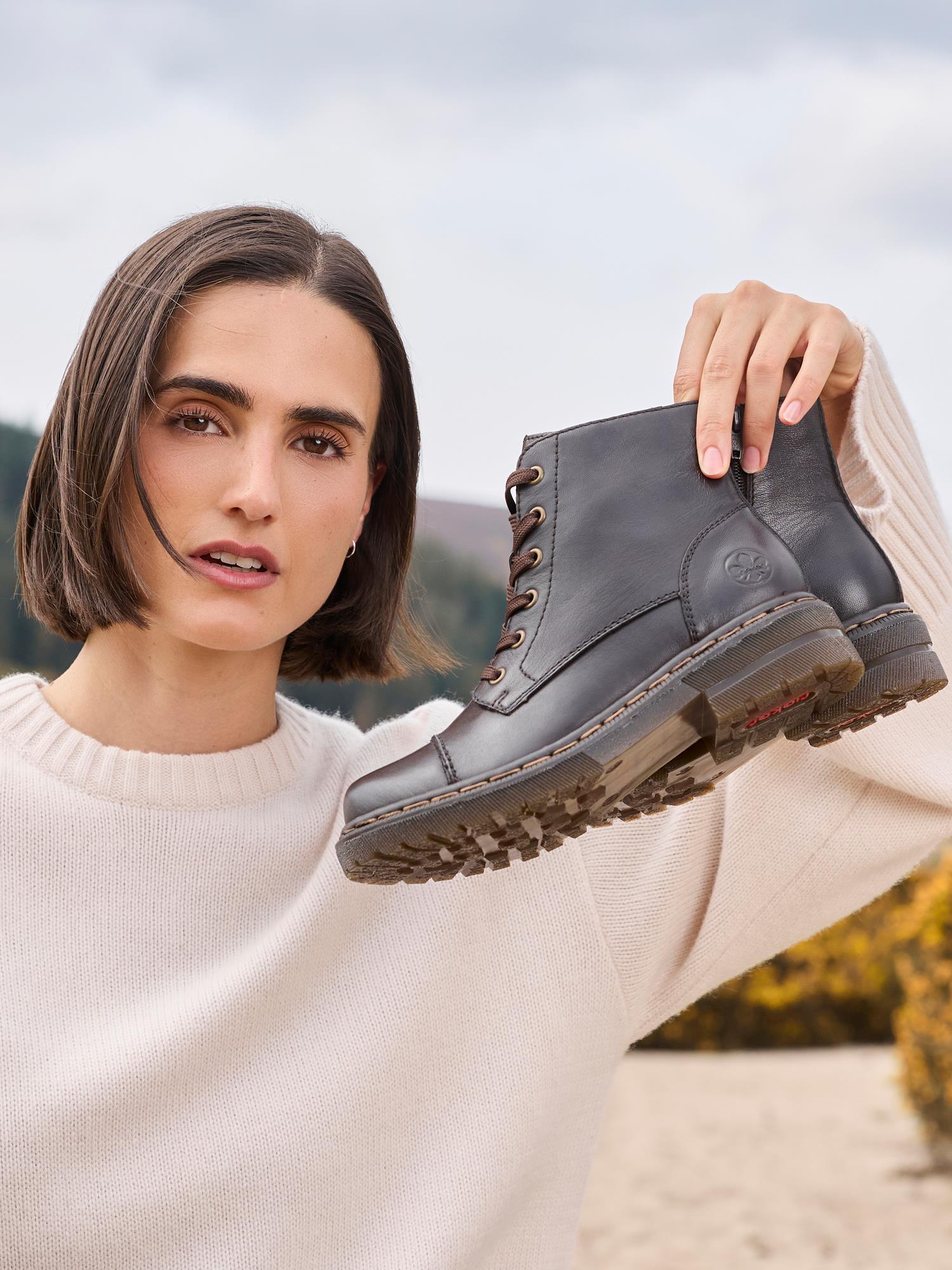 02421 Bravina Leather Boots Dame