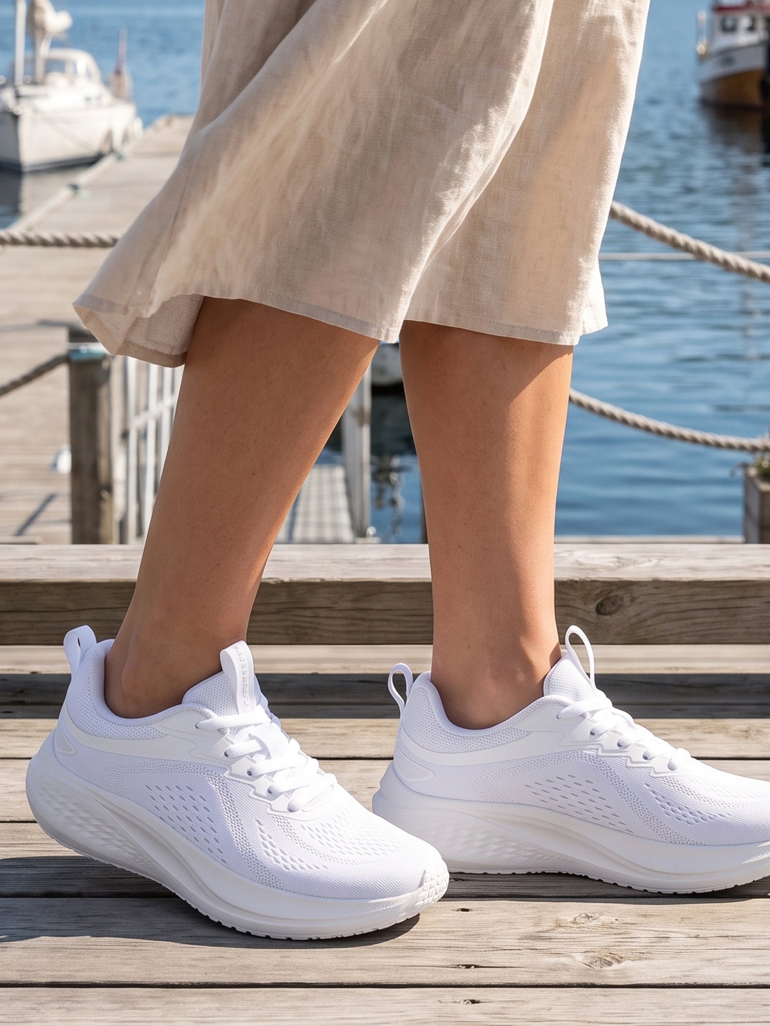 06273 Neviro Light Sneaker White
