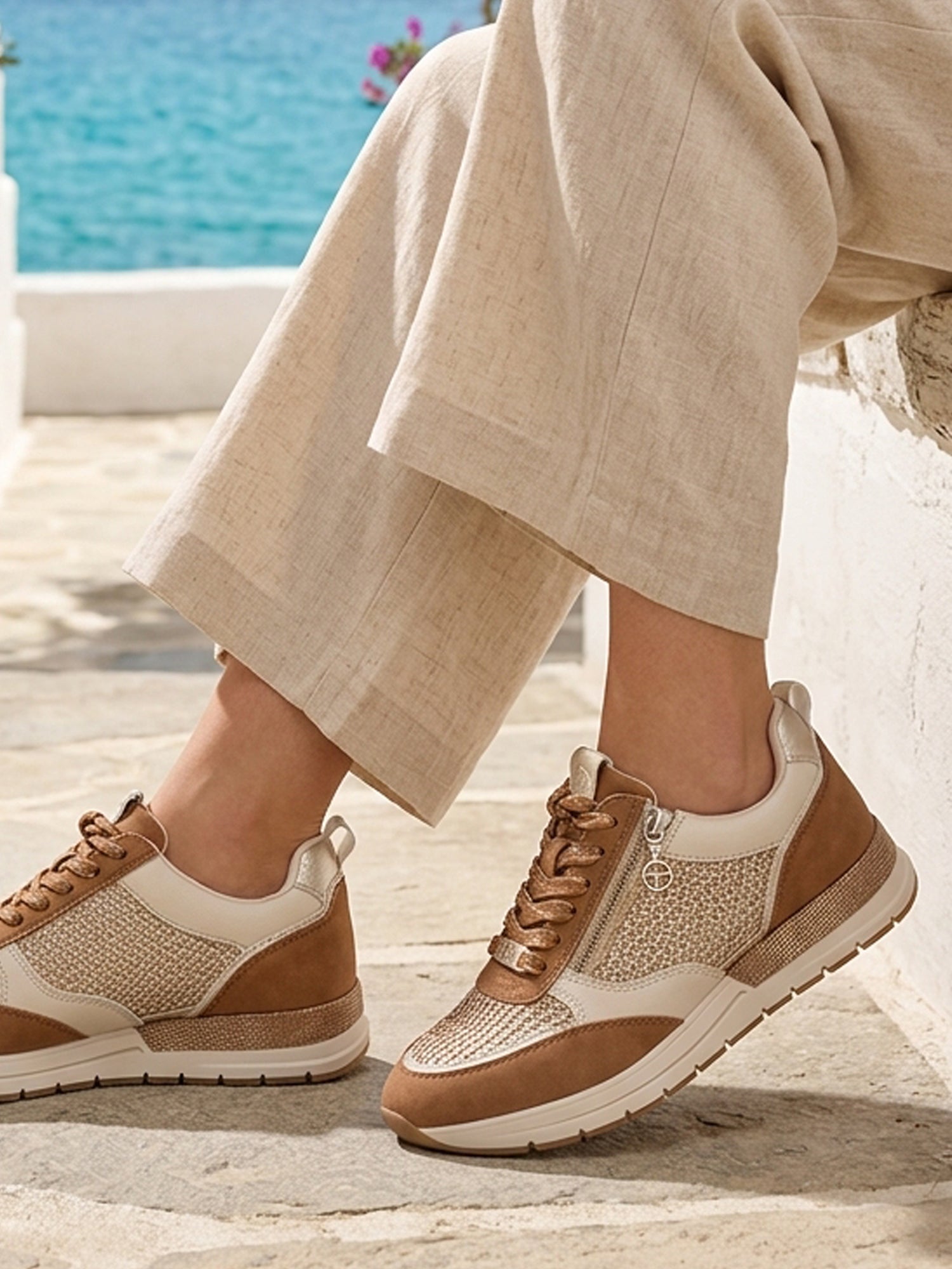 06876 Lurelia Sneaker
