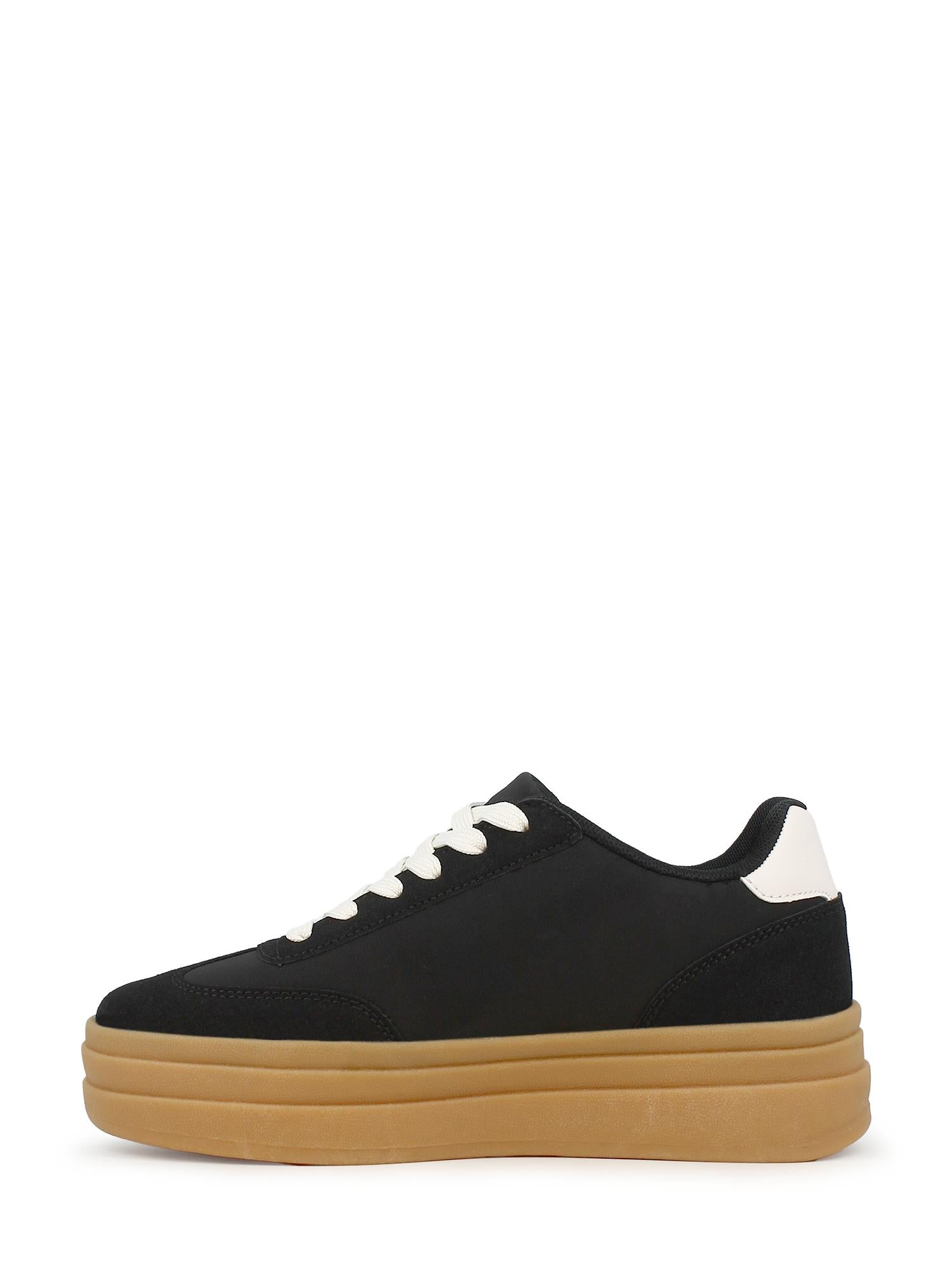 02067 Nova Sneakers