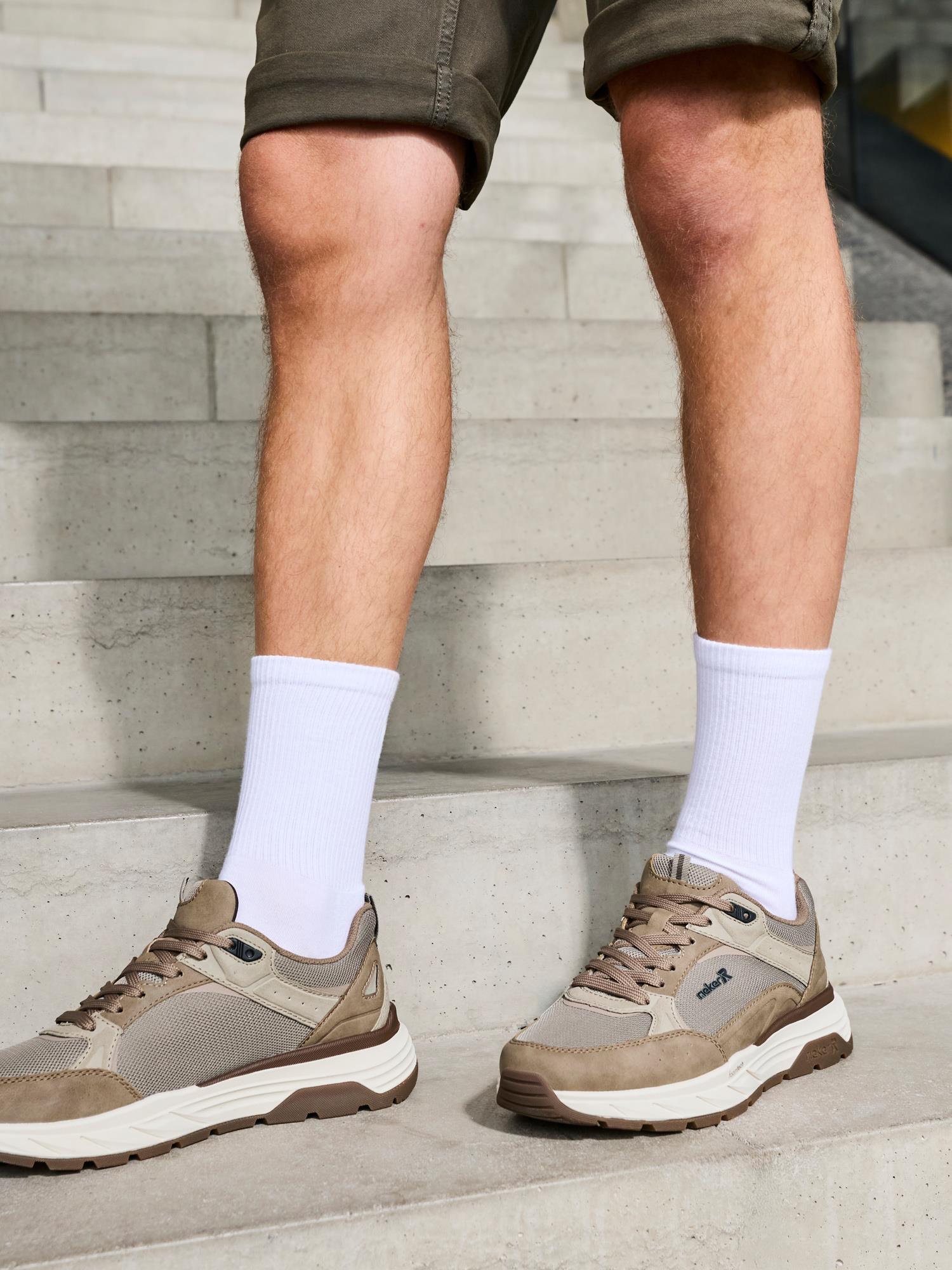 03371 Terrain Glide Sneaker