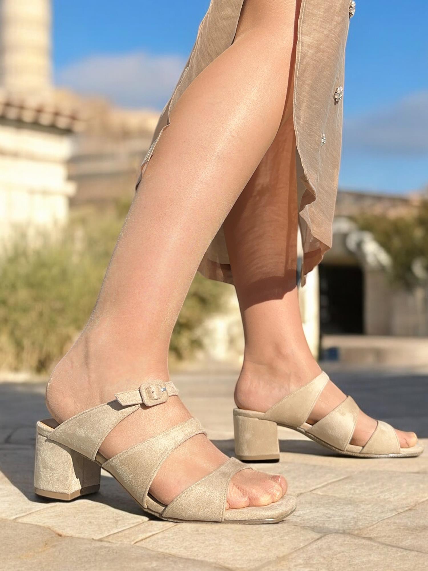 02368 Rivello Quindici Sandalette Nude