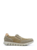 03077 Caldero Slip-On