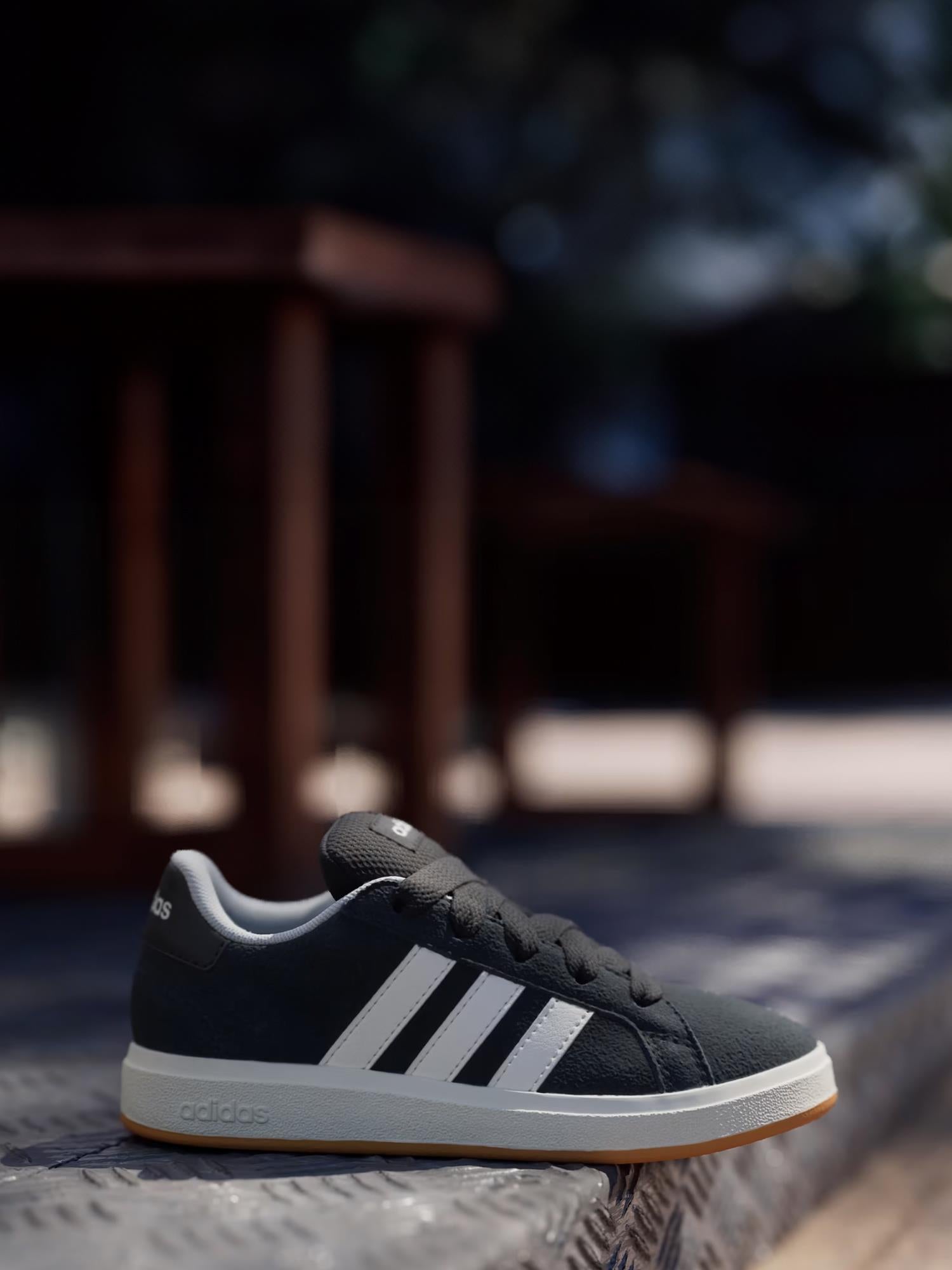 02019 Grand Court 00s Shoes Kids Black