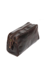 03229 Brown Toilet bag Skinn