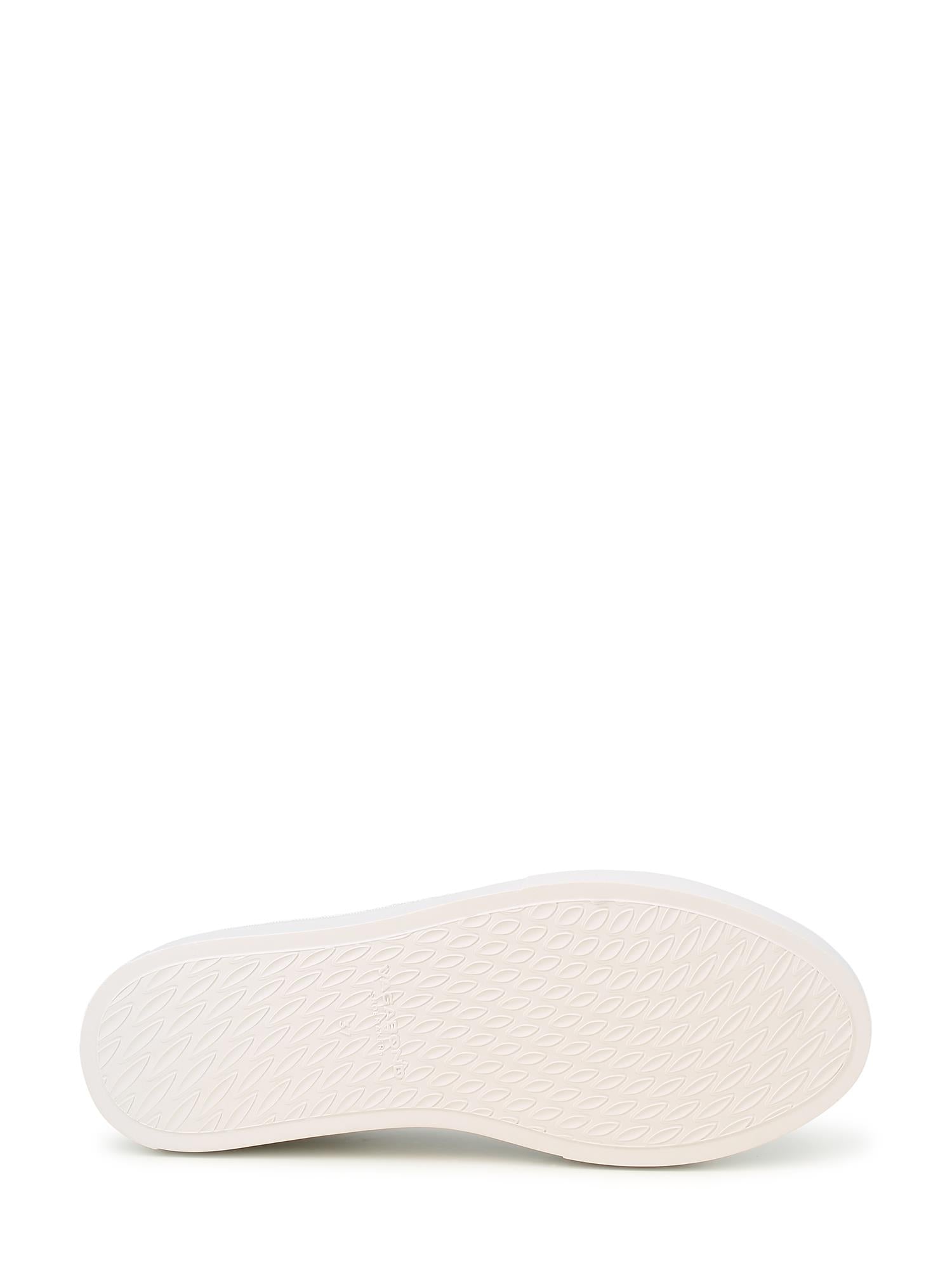 08491 Zoe Platform