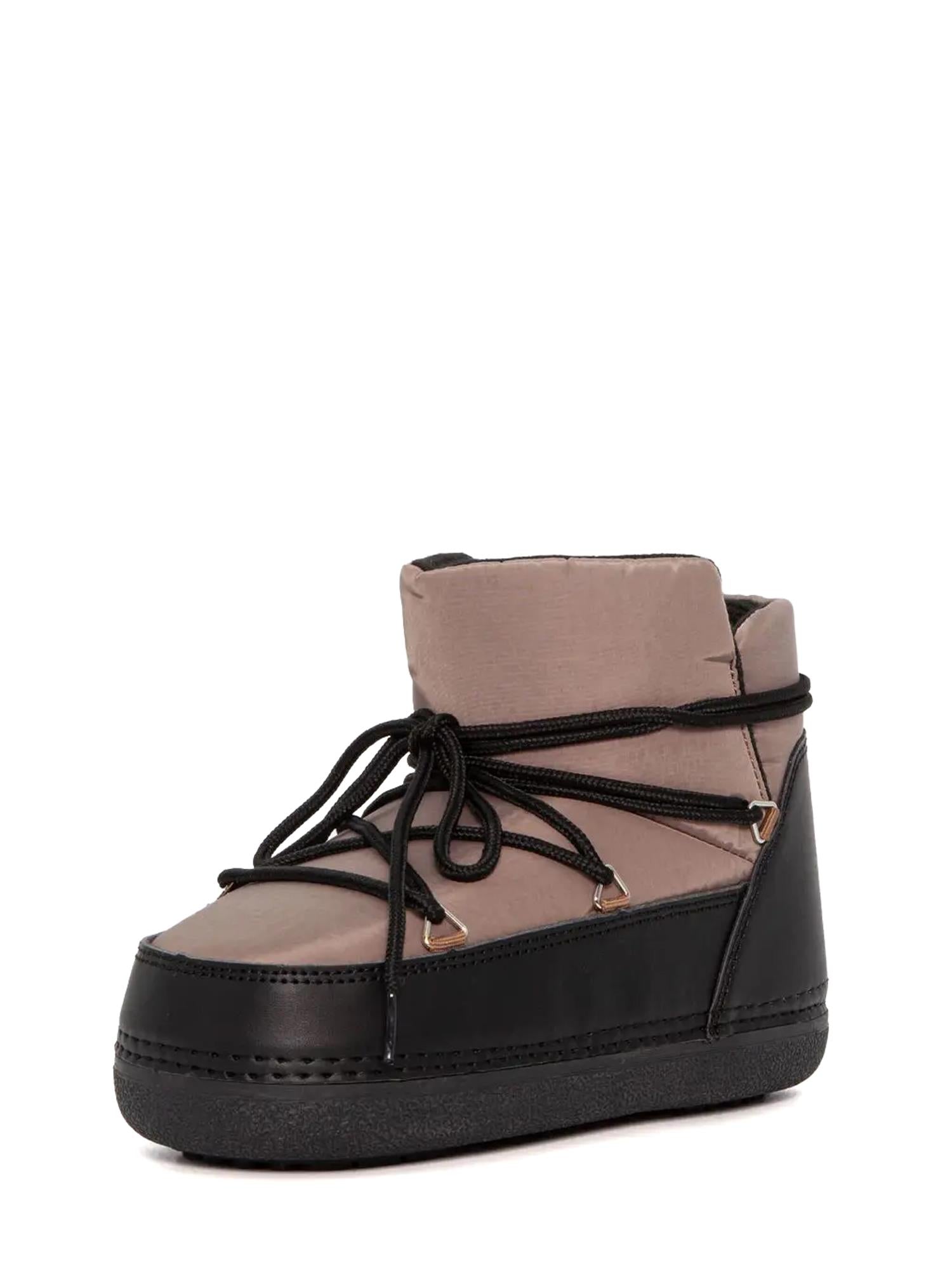 04443 Pavia ultra low MoonBoots