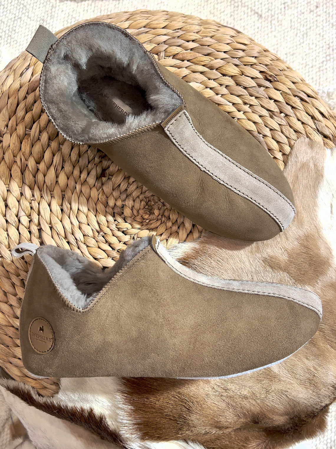 05511 Lina Suede