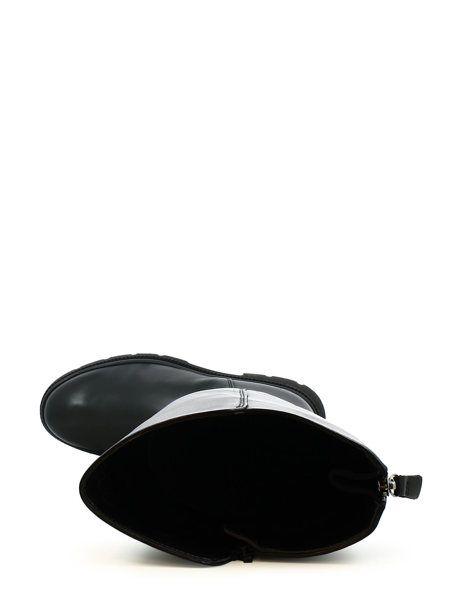 04474 Classic tall leather boot