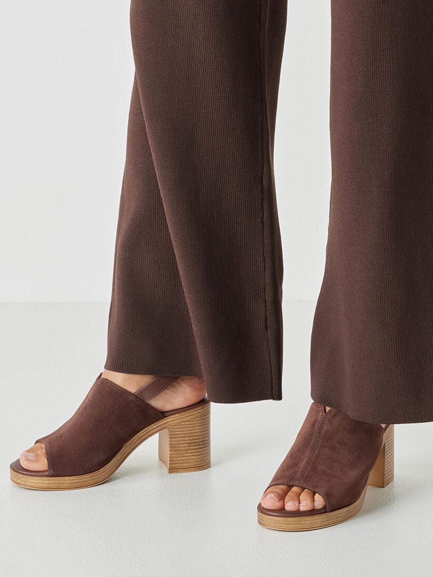 06937 Mocha Grace Block Sandal Skinn