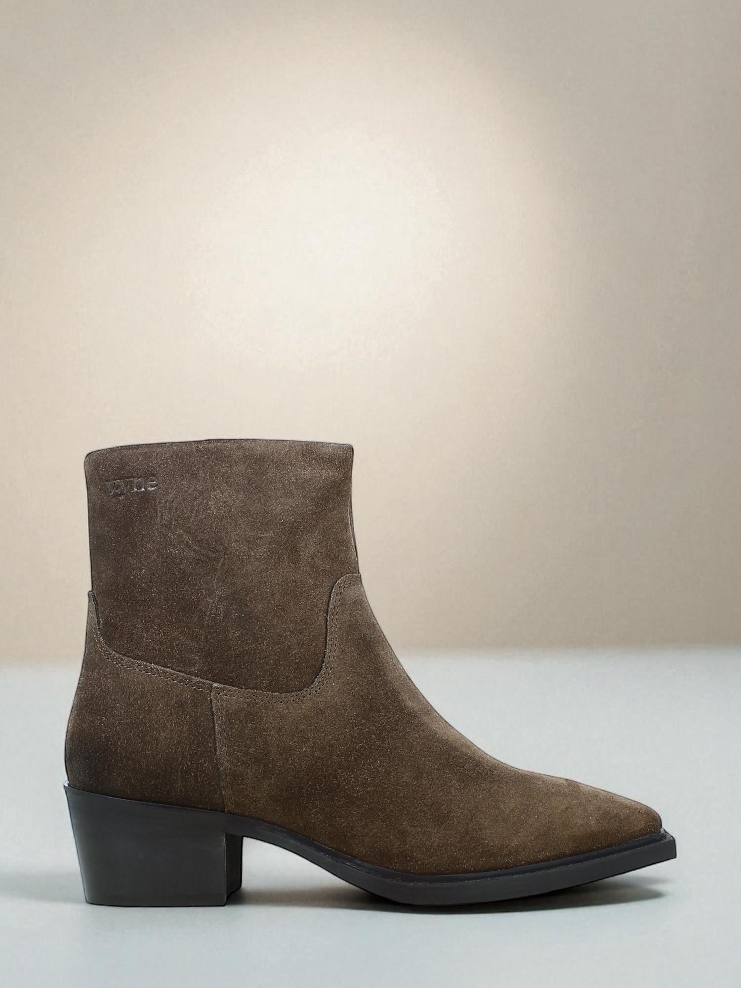 06254 Lucca Suede Western Boots