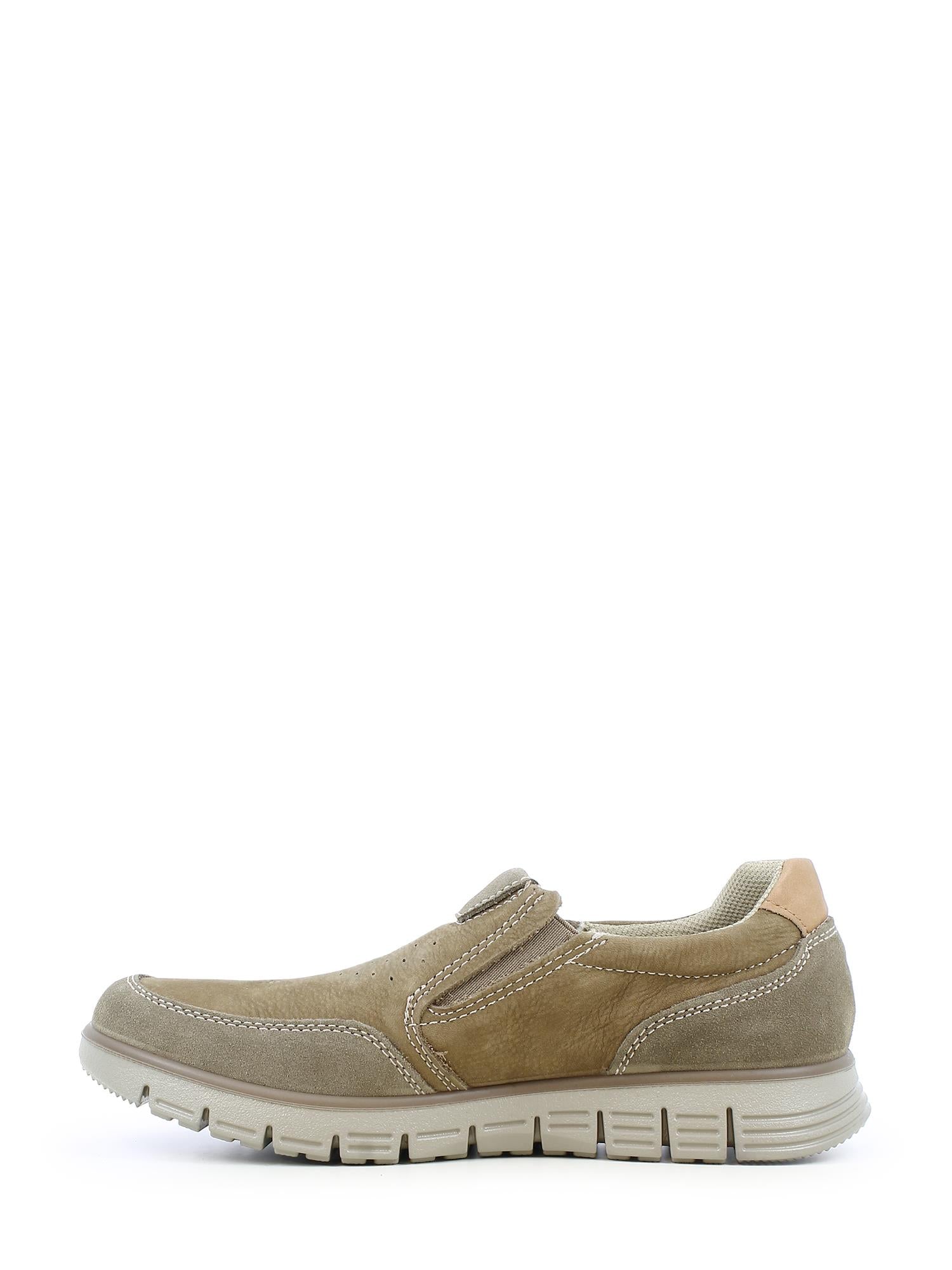 03077 Caldero Slip-On