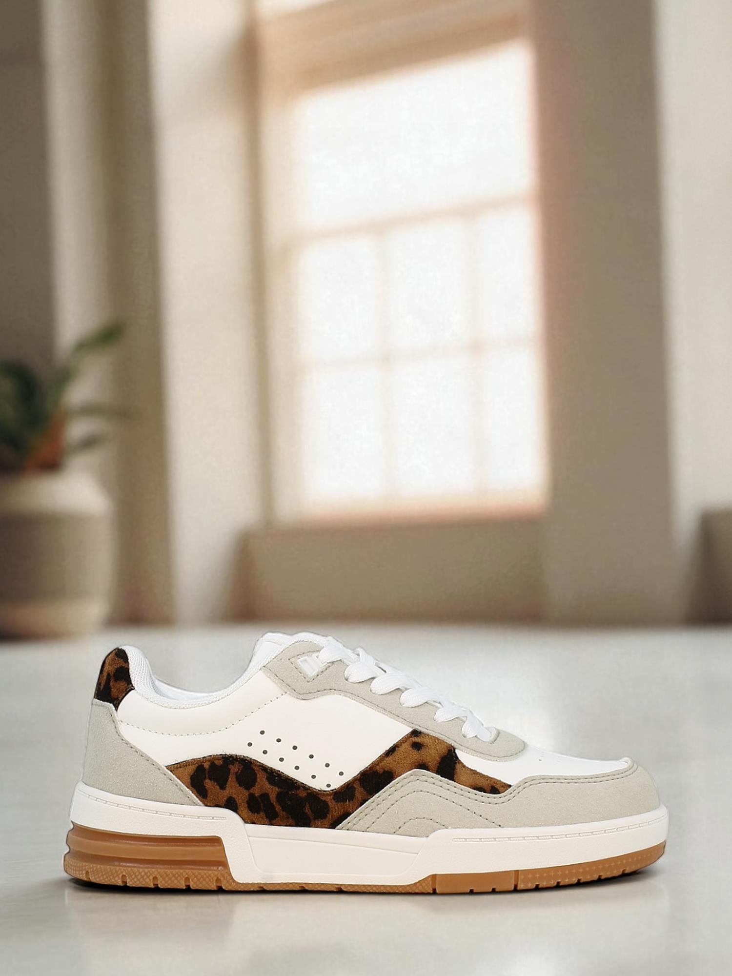 03807 Core Court Leo Sneaker