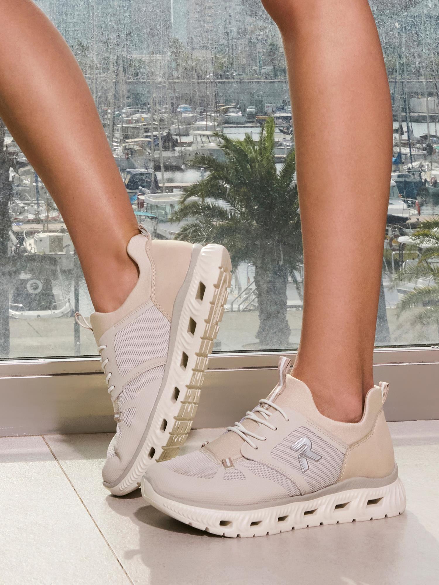 04247 AirFlow Slip-on Sneaker