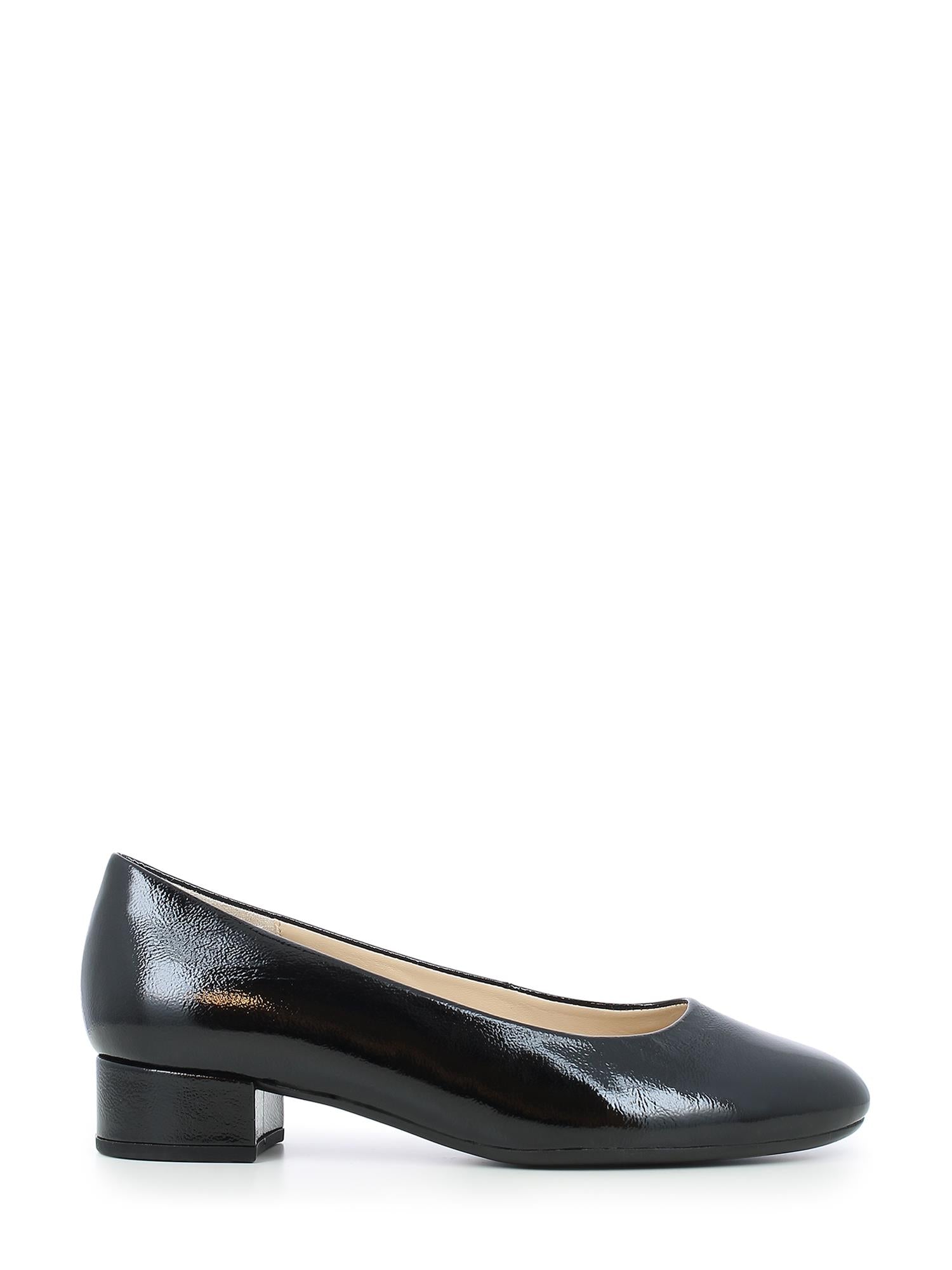 04466  Develop Leather Pumps