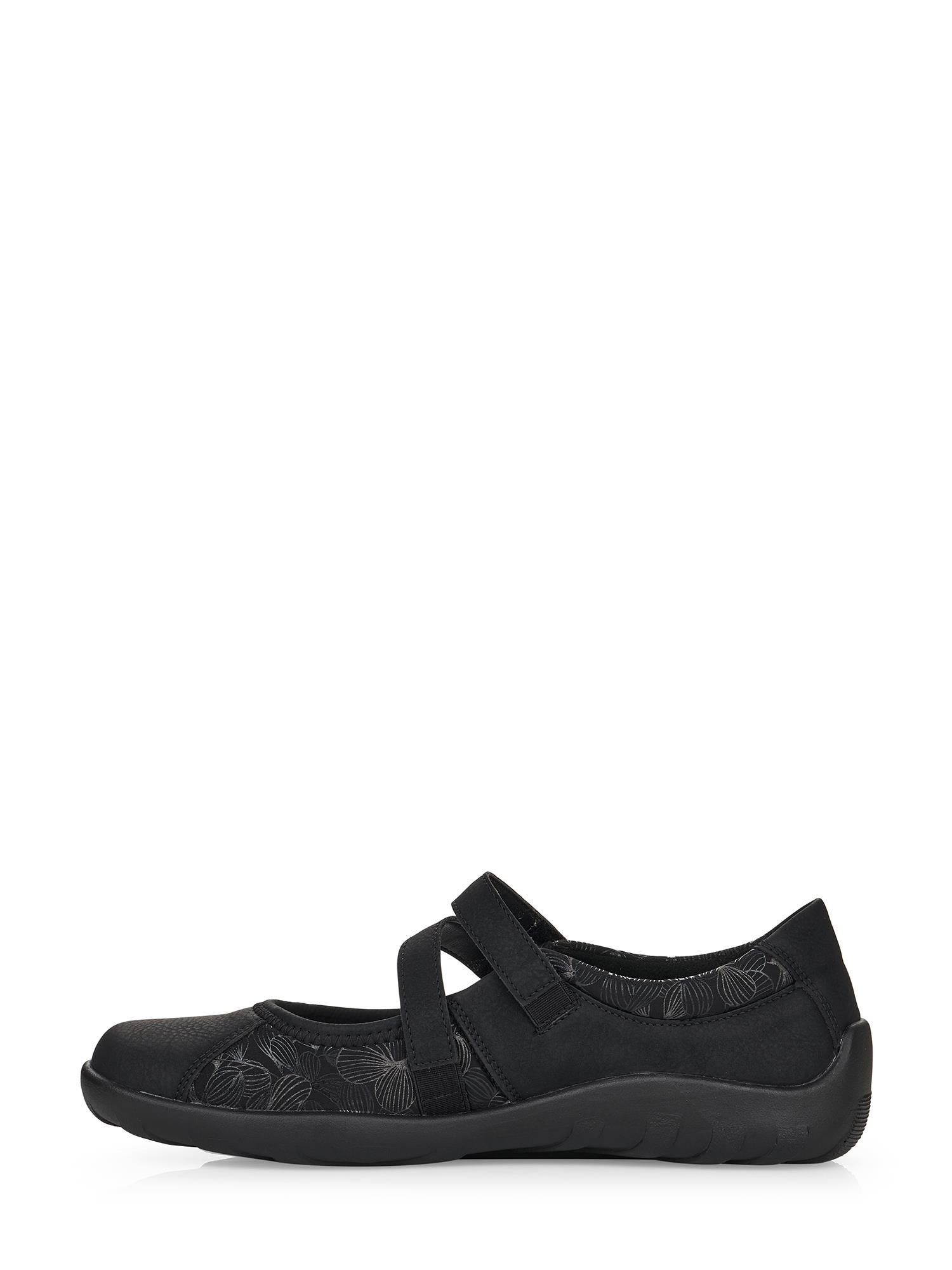 03296 Motion Sneakers