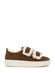 01453 Fluffy Leuca Camel