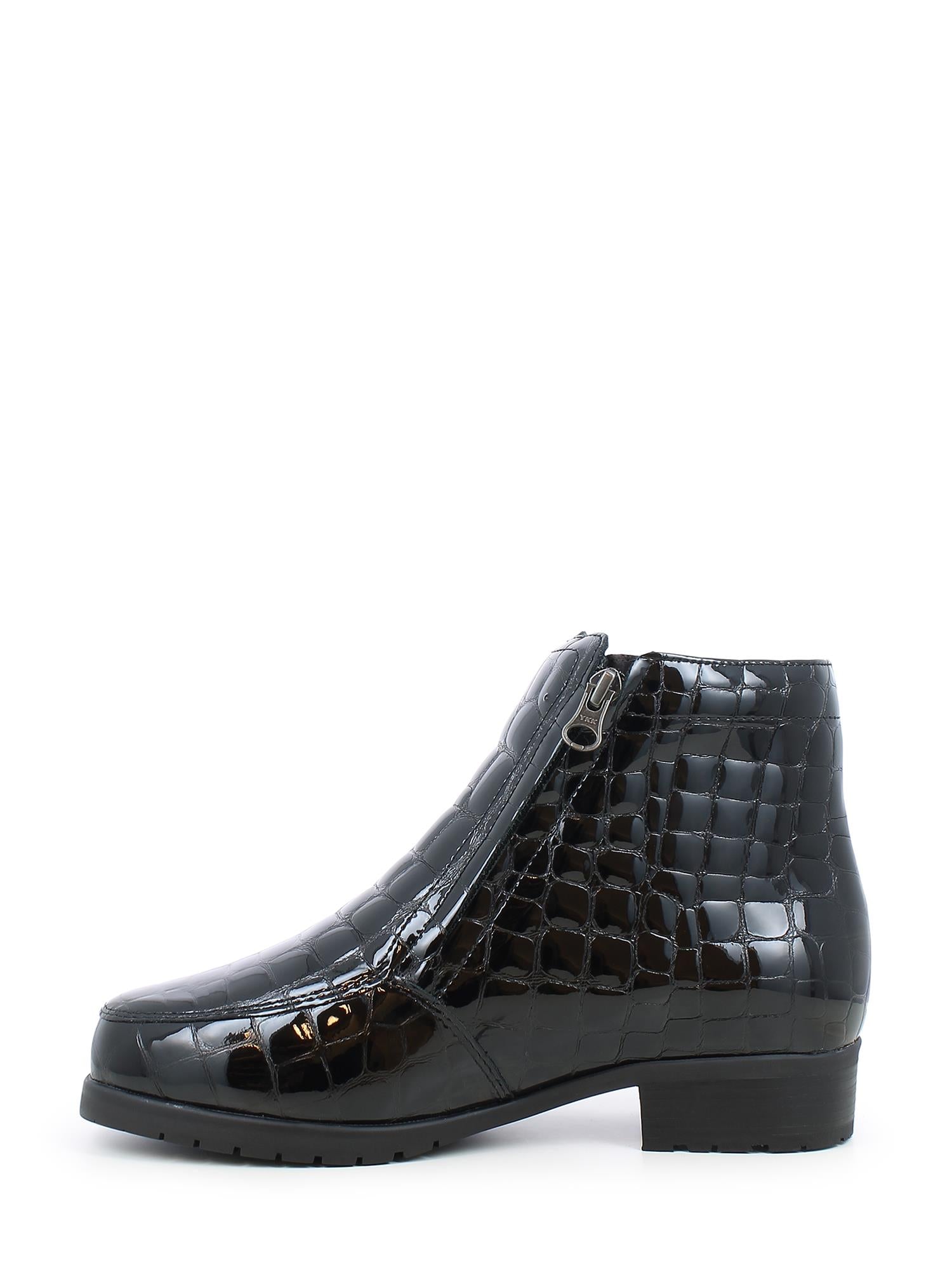 02906 Frida Leather Croc Boot