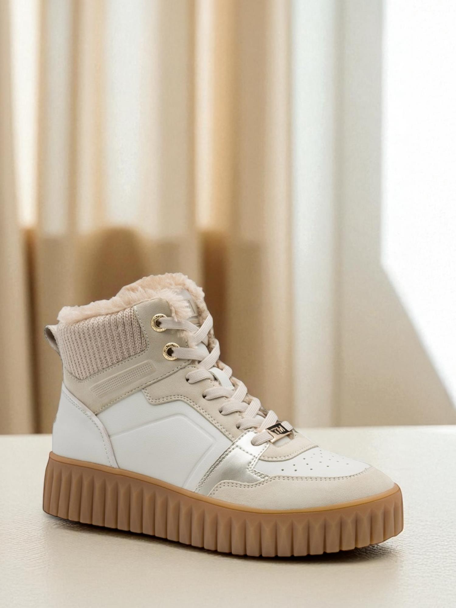 04161 Arona Warm Boots Cream