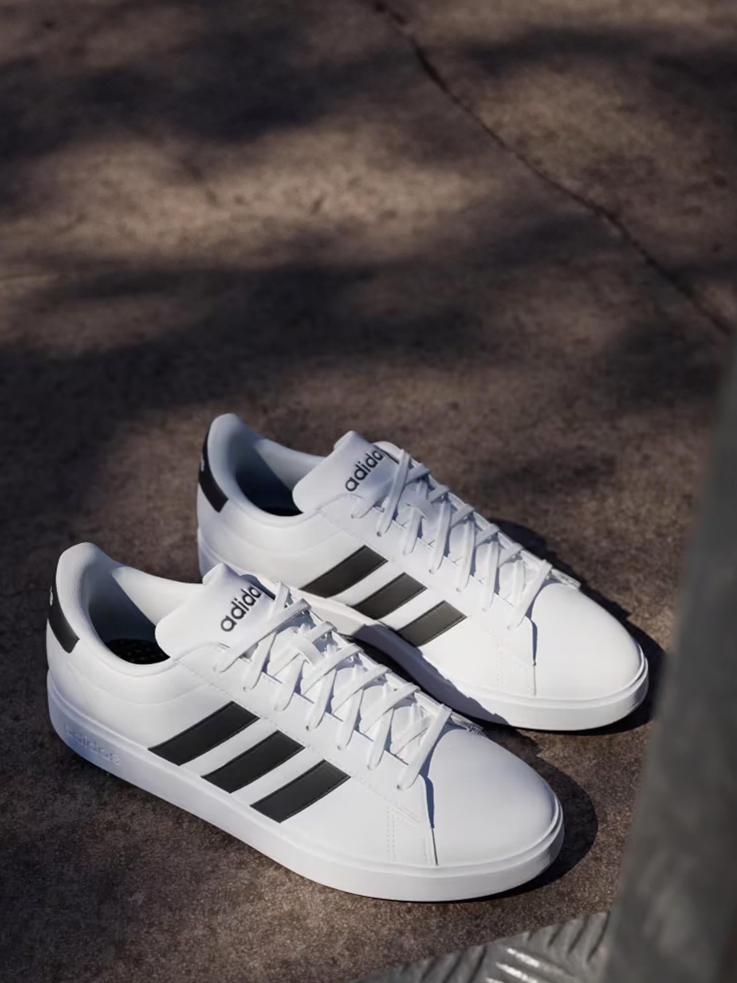 01225 Grand Court 2.0 White