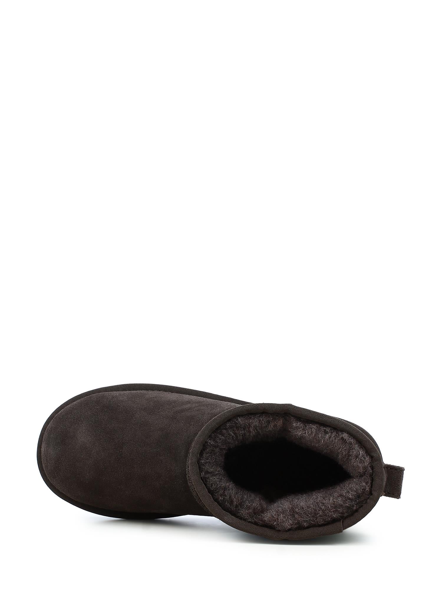 05545 Urban dark brown suede water resistant