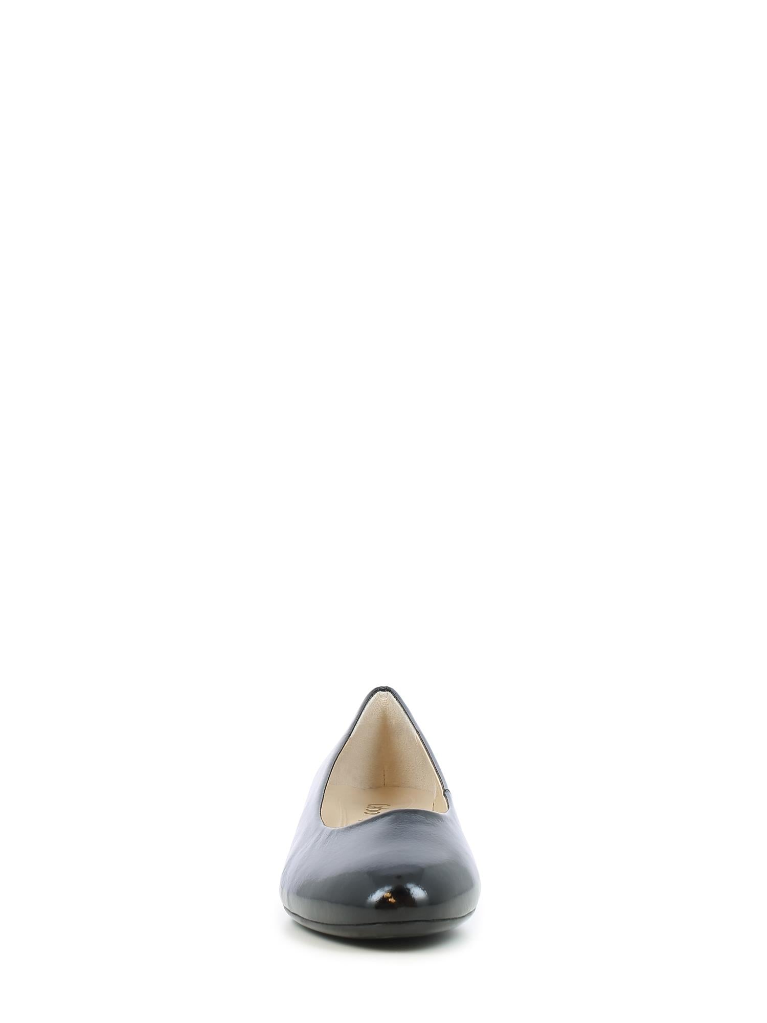04466  Develop Leather Pumps