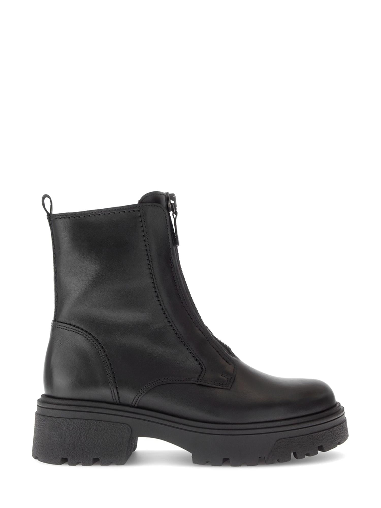 04071 Zena Leather Zip Boot