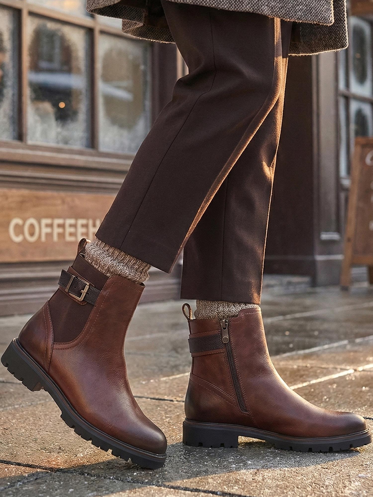 04572 Vegan Buckle Soft Chelsea