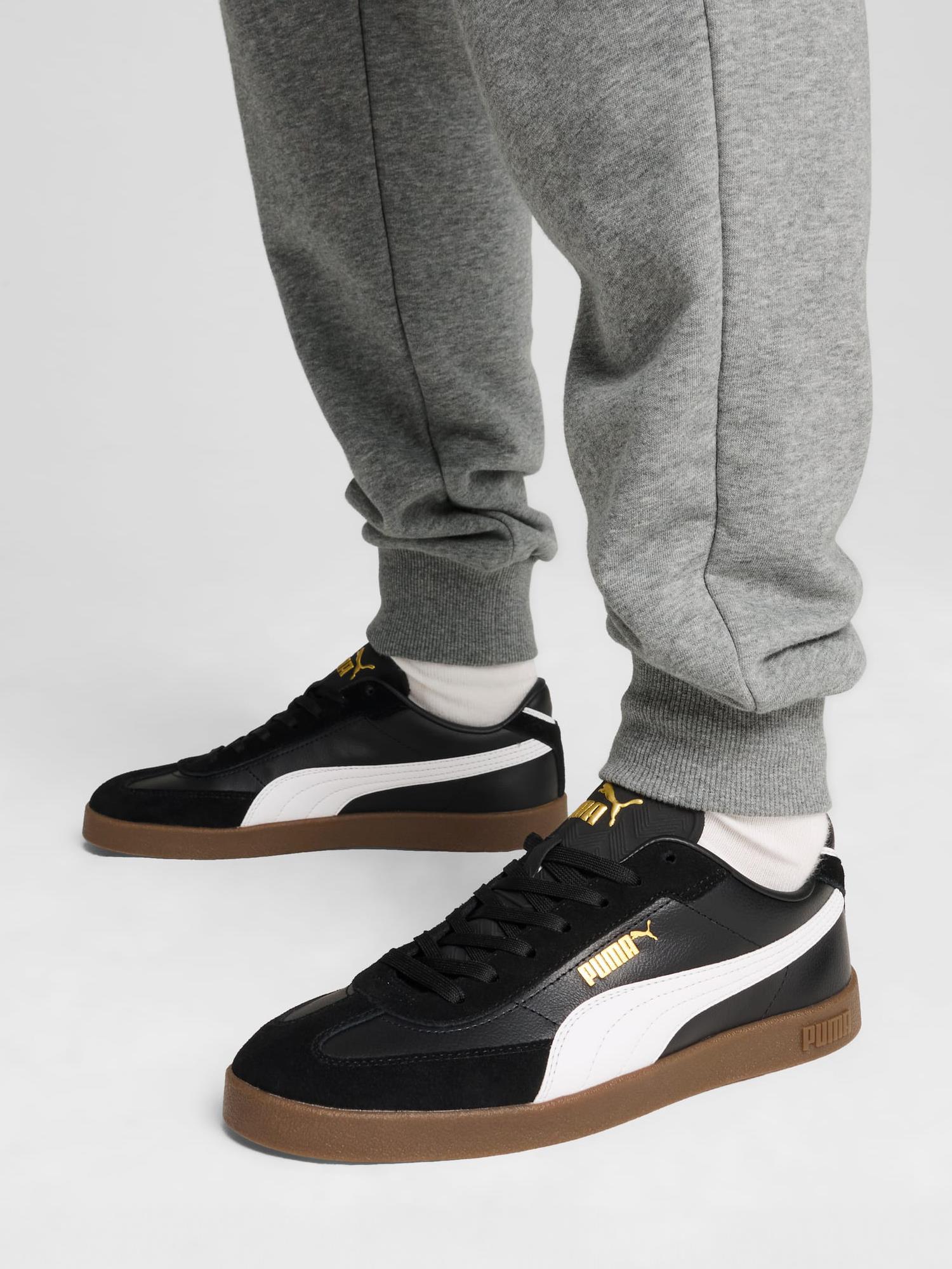 02822 PUMA Club II Era Sneakers Black