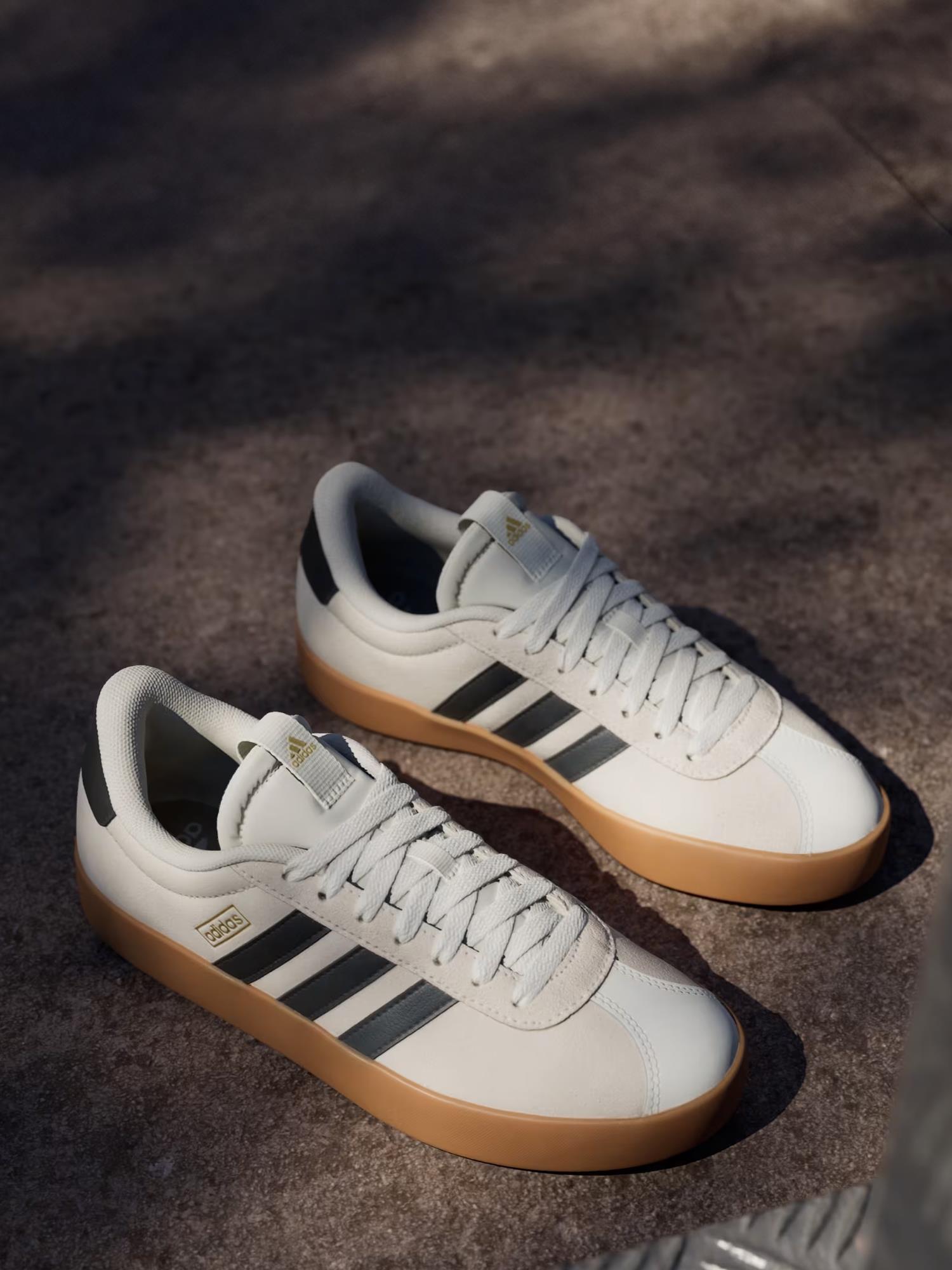 02061 VL Court 3.0 Offwhite